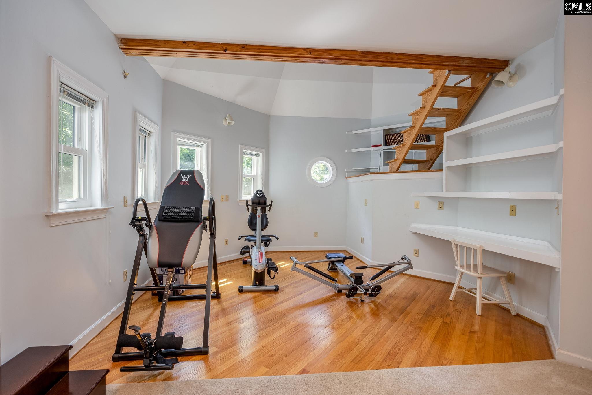 main property photo 39