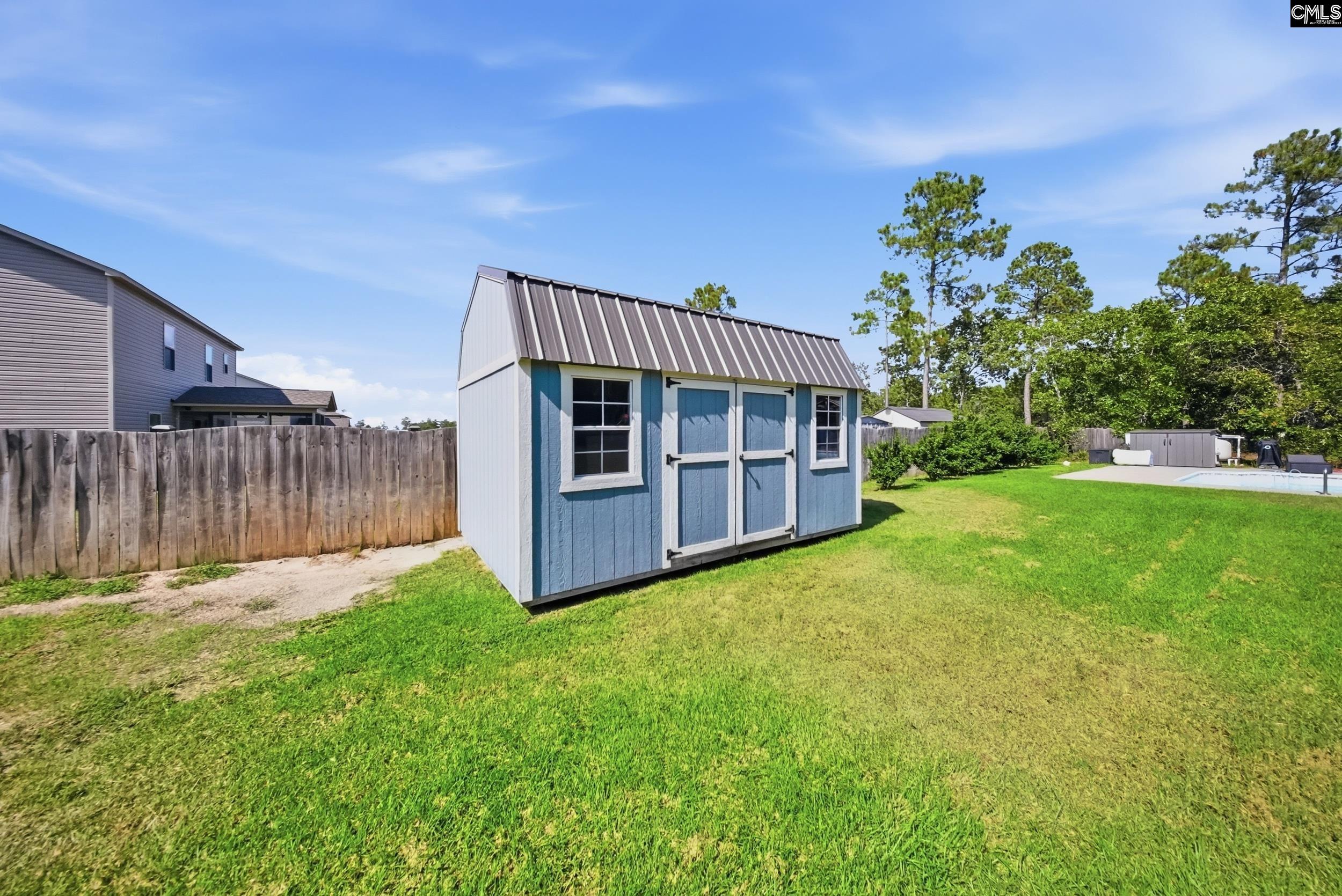 main property photo 37
