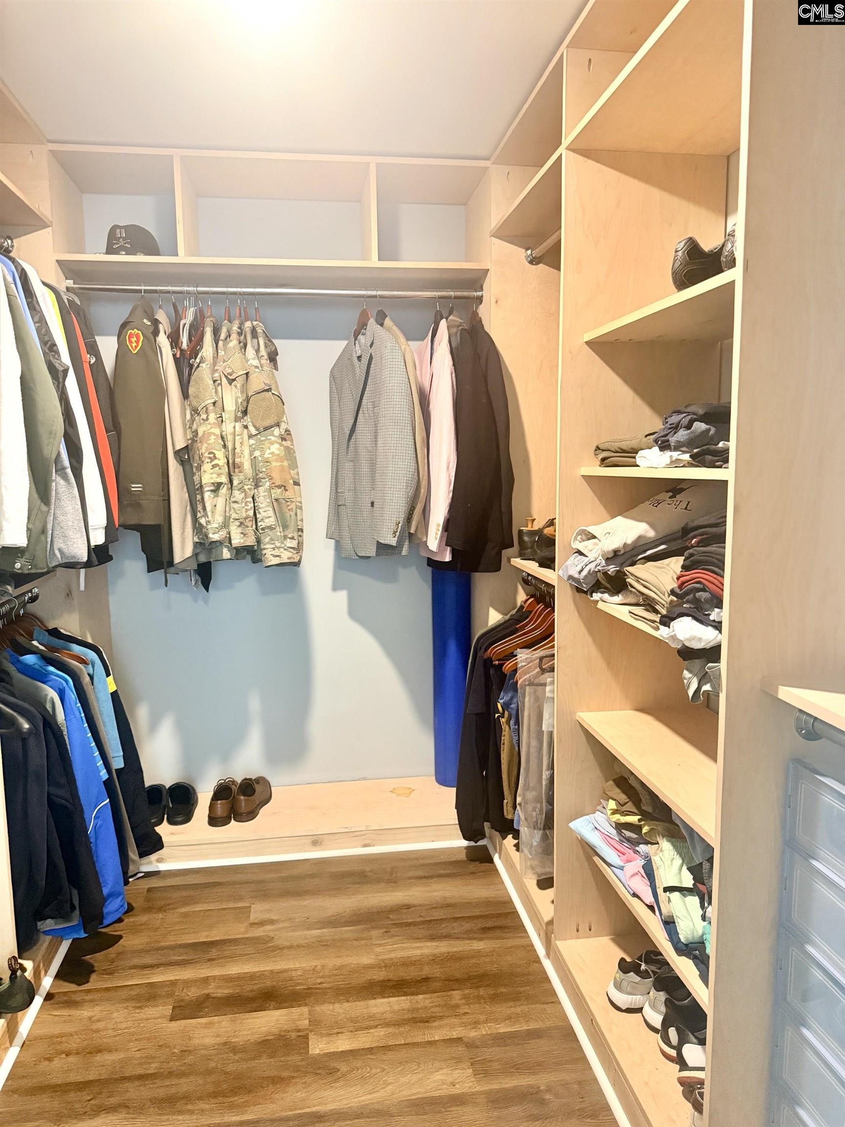 main property photo 24