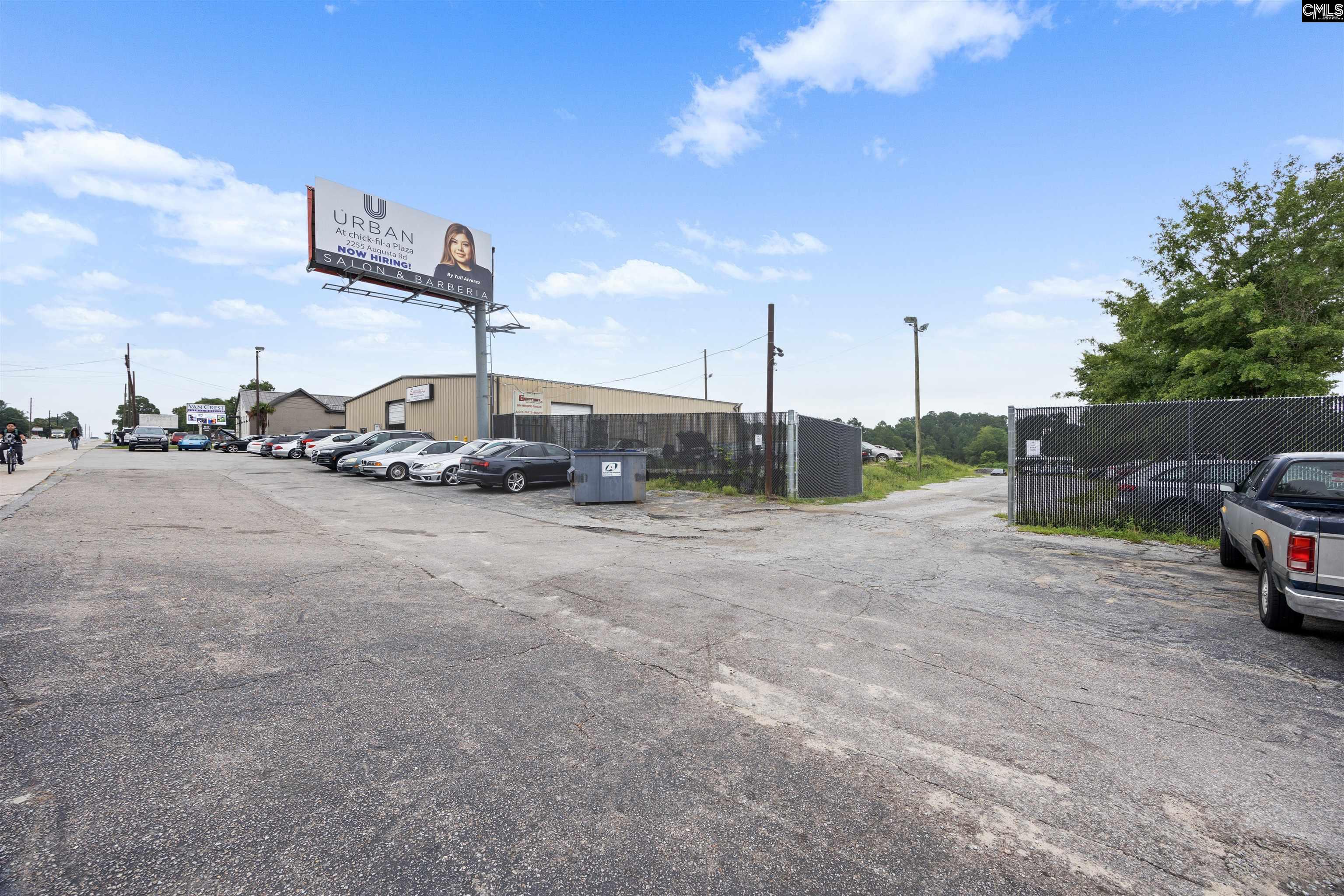 main property photo 11
