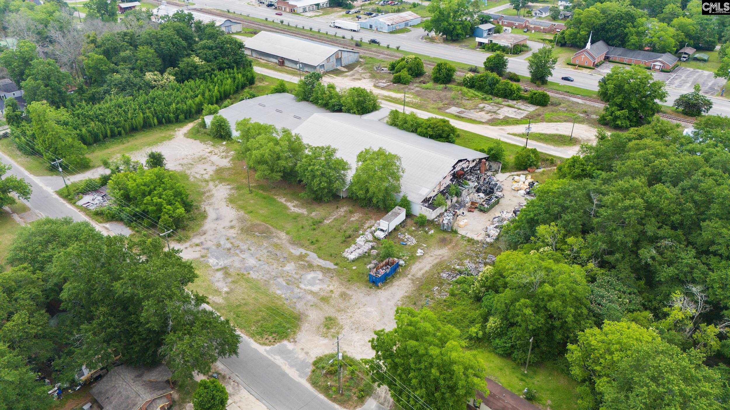 main property photo 10