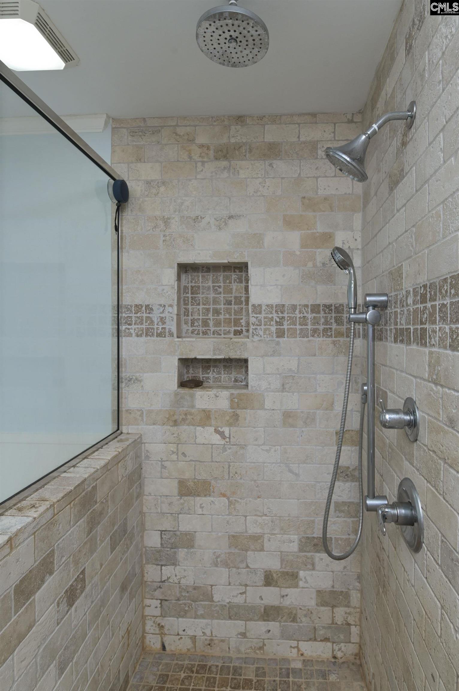 main property photo 70