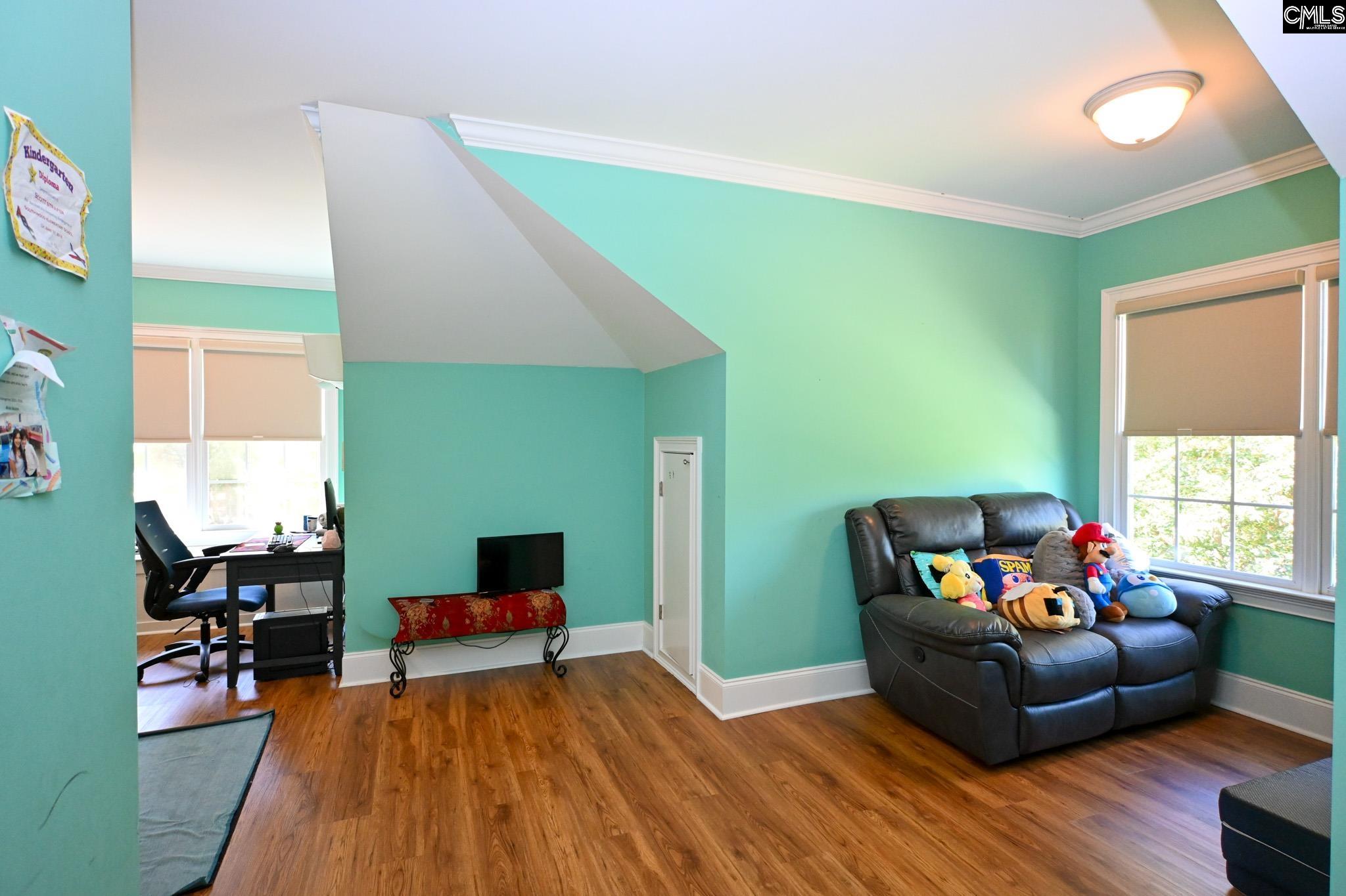 main property photo 49