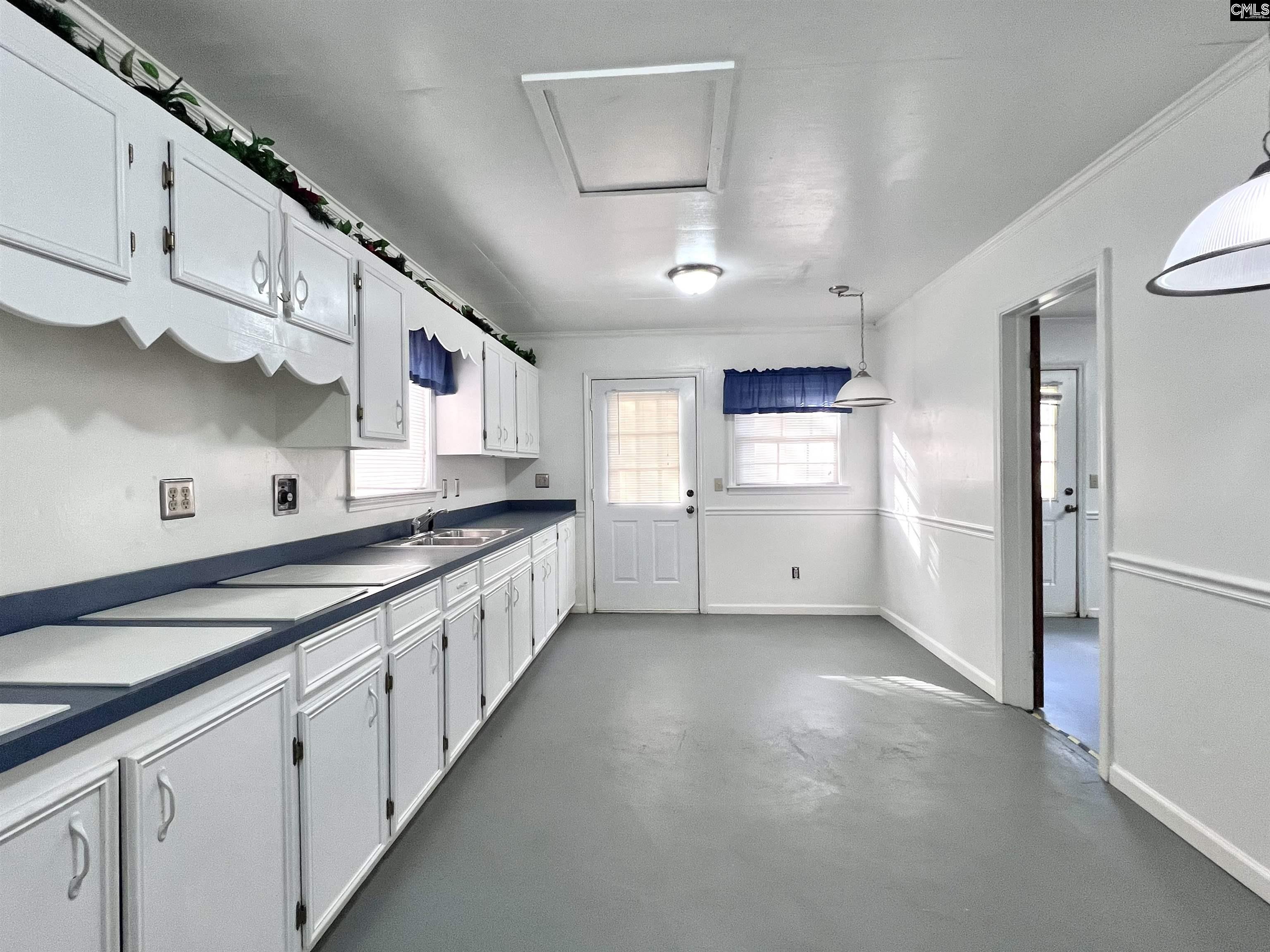main property photo 79
