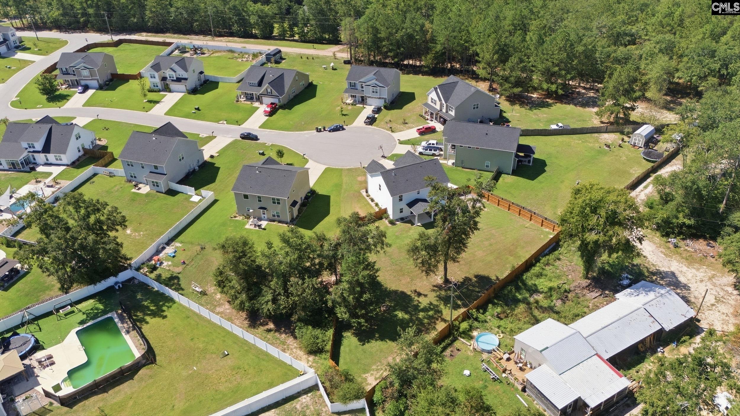 main property photo 33