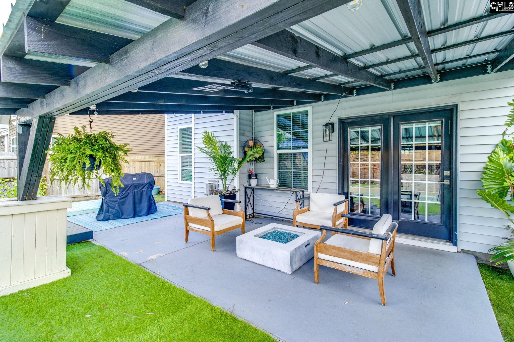 main property photo 32
