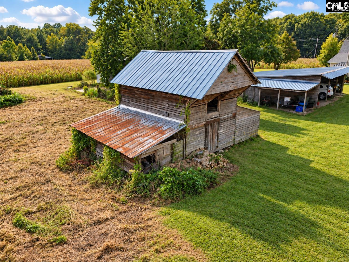 main property photo 20