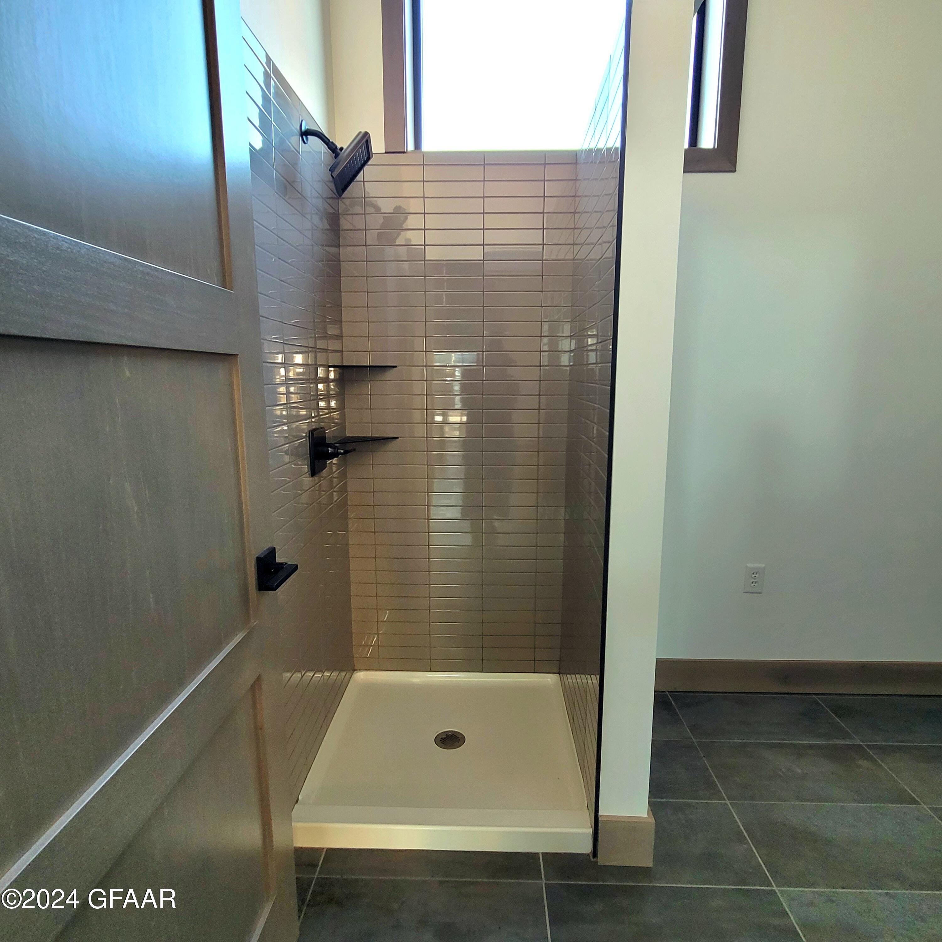property viewer photo 13