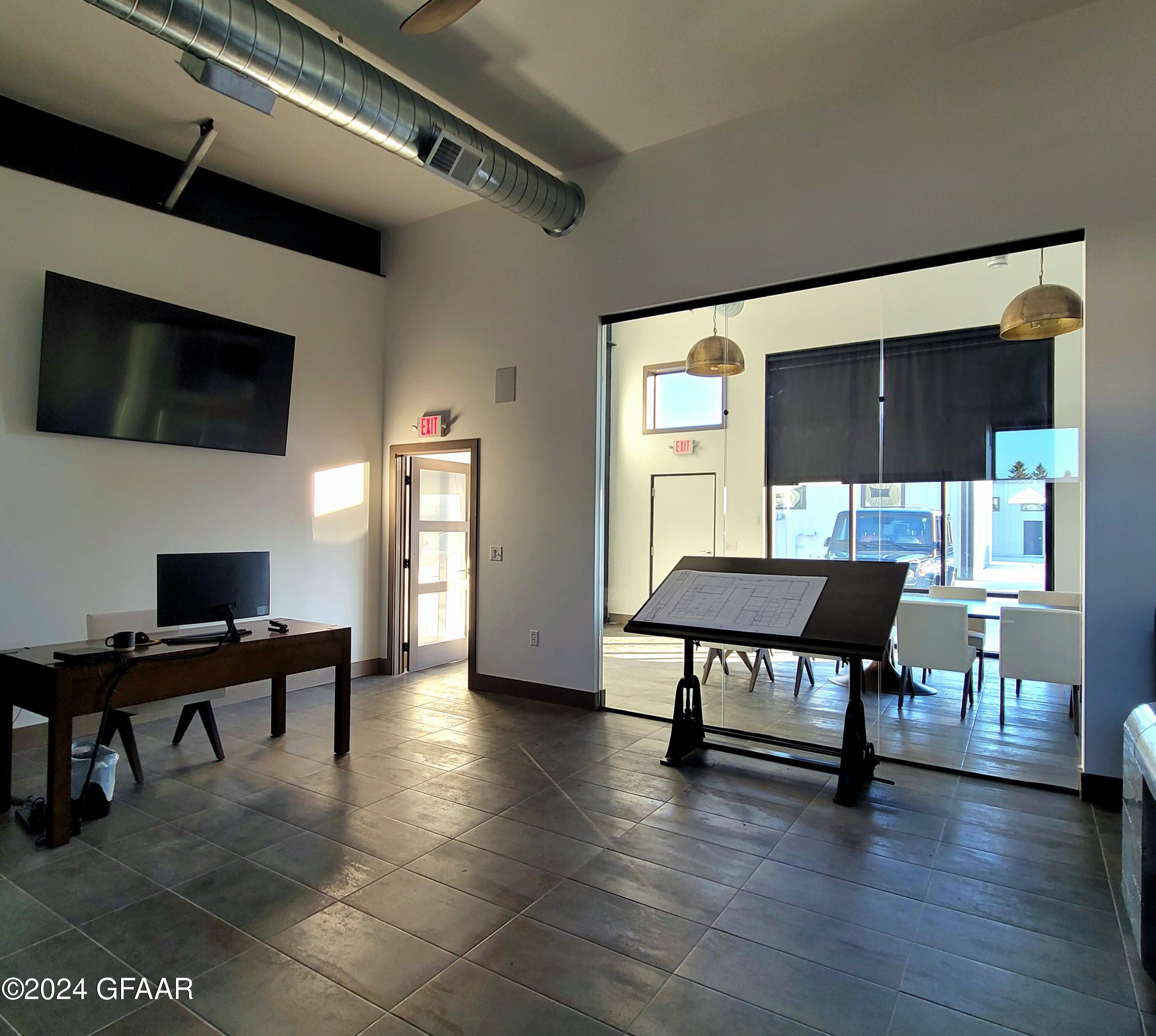 property viewer photo 17
