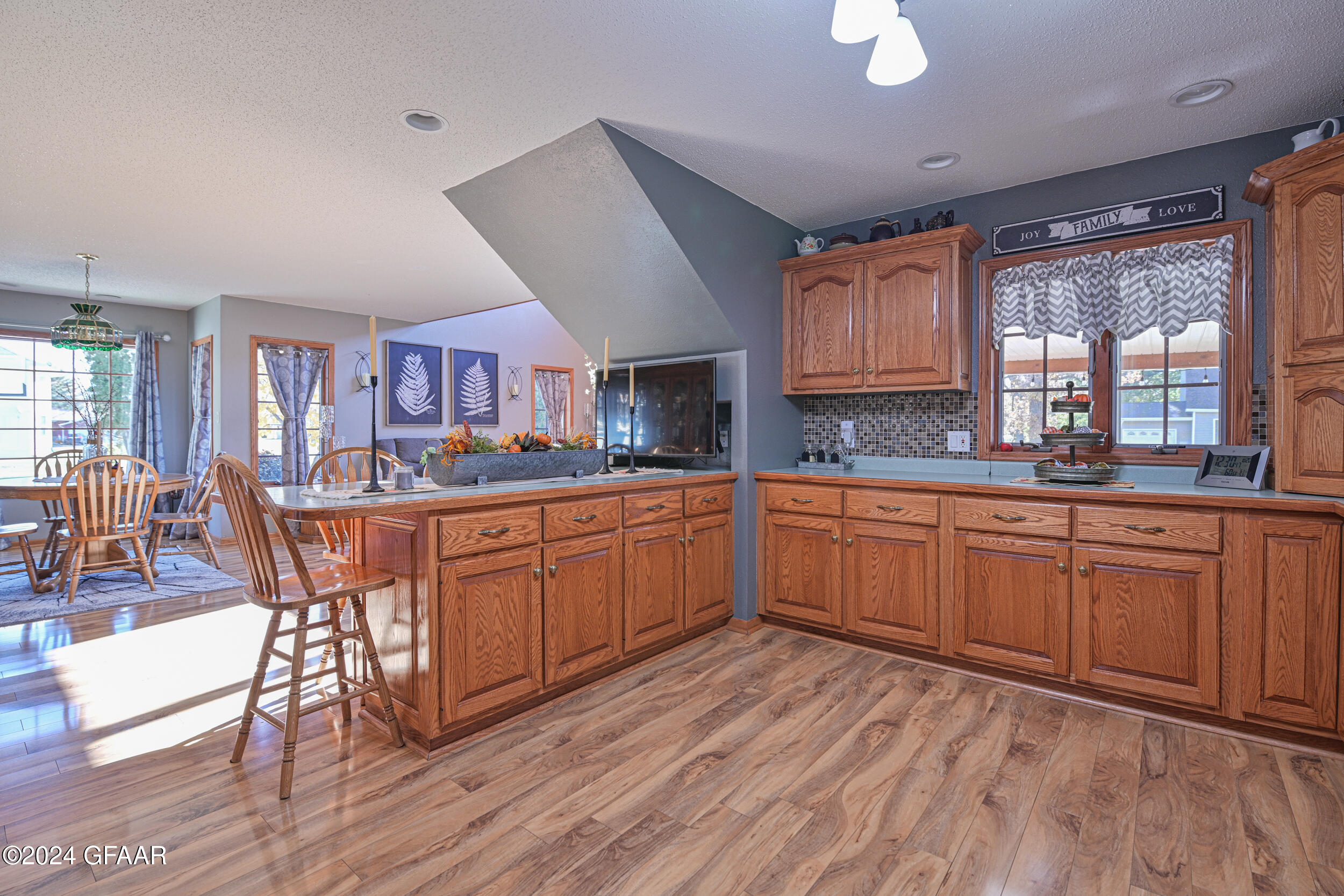 property viewer photo 10