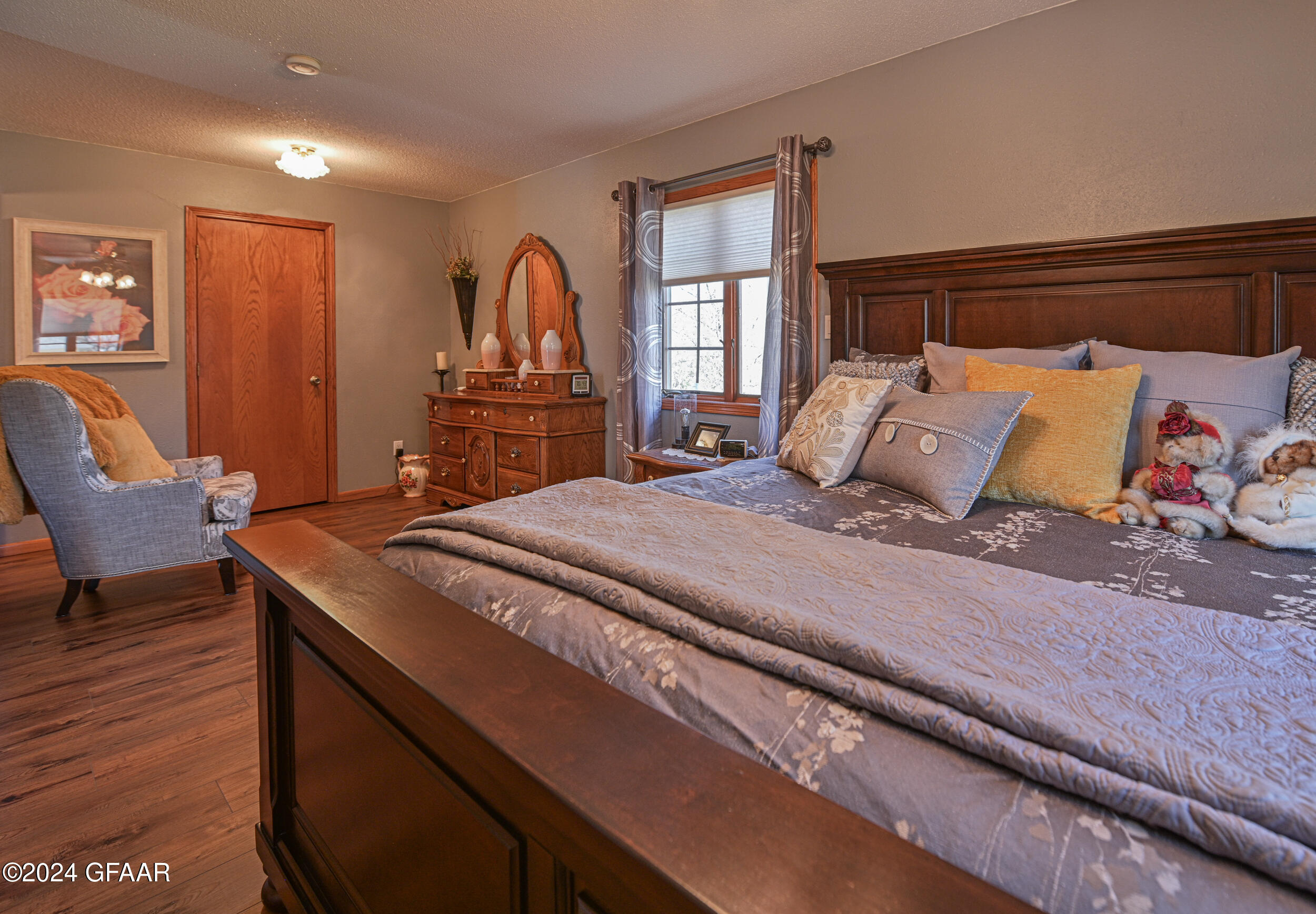 property viewer photo 17