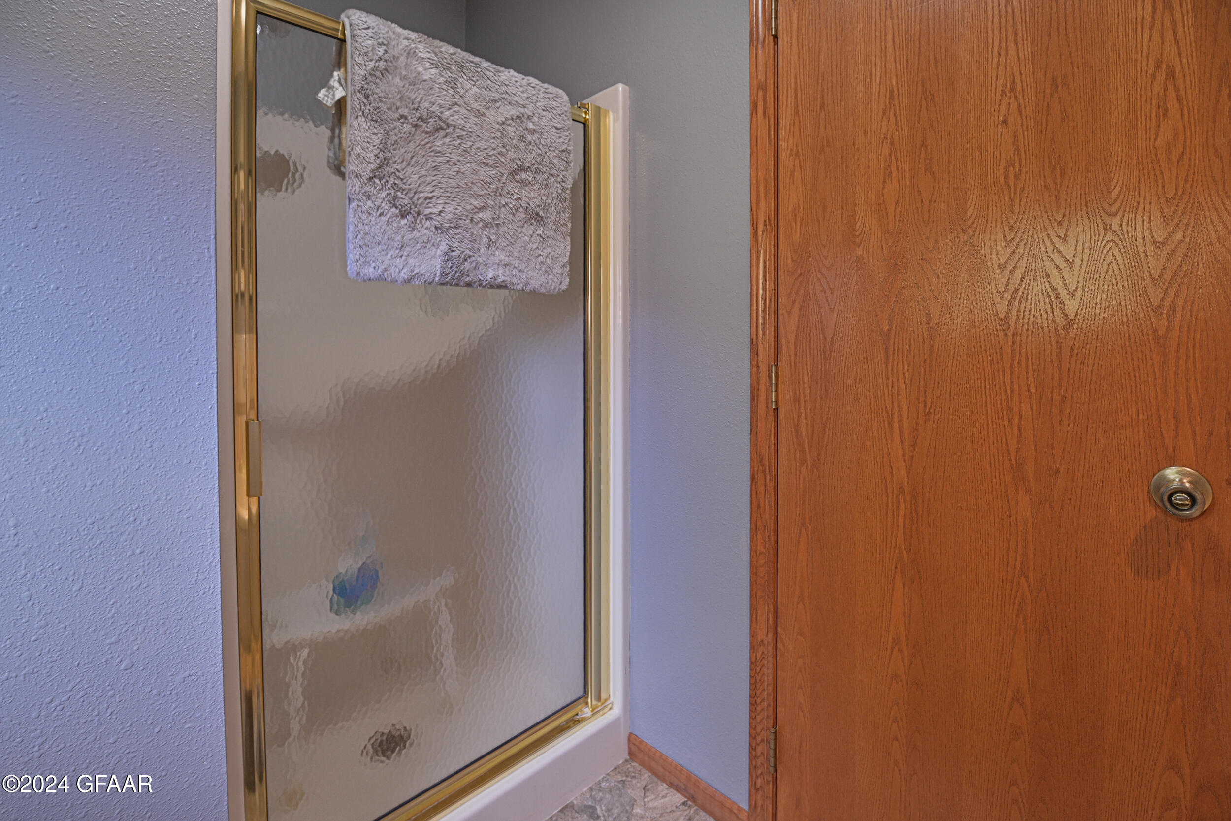 property viewer photo 25