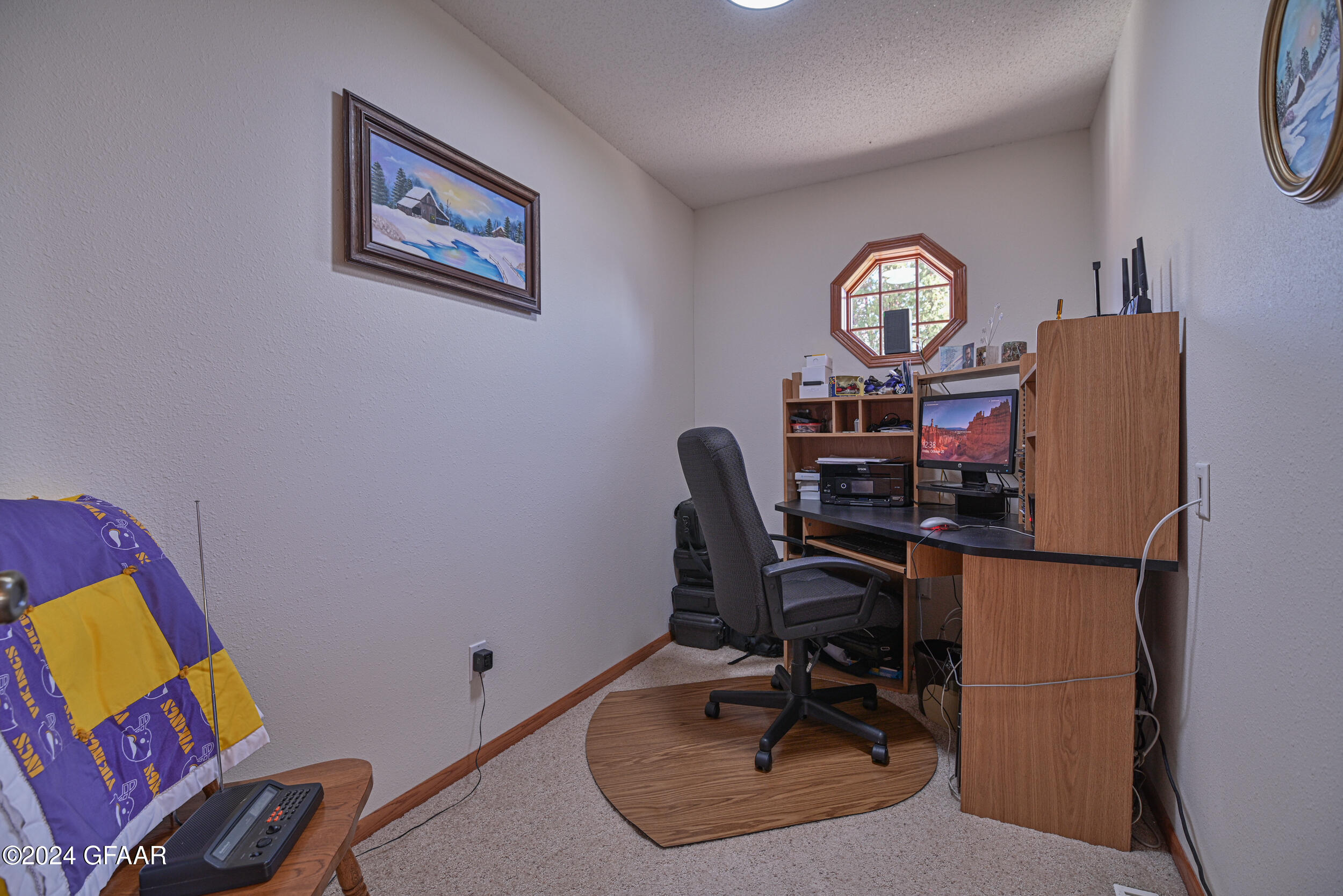 property viewer photo 26