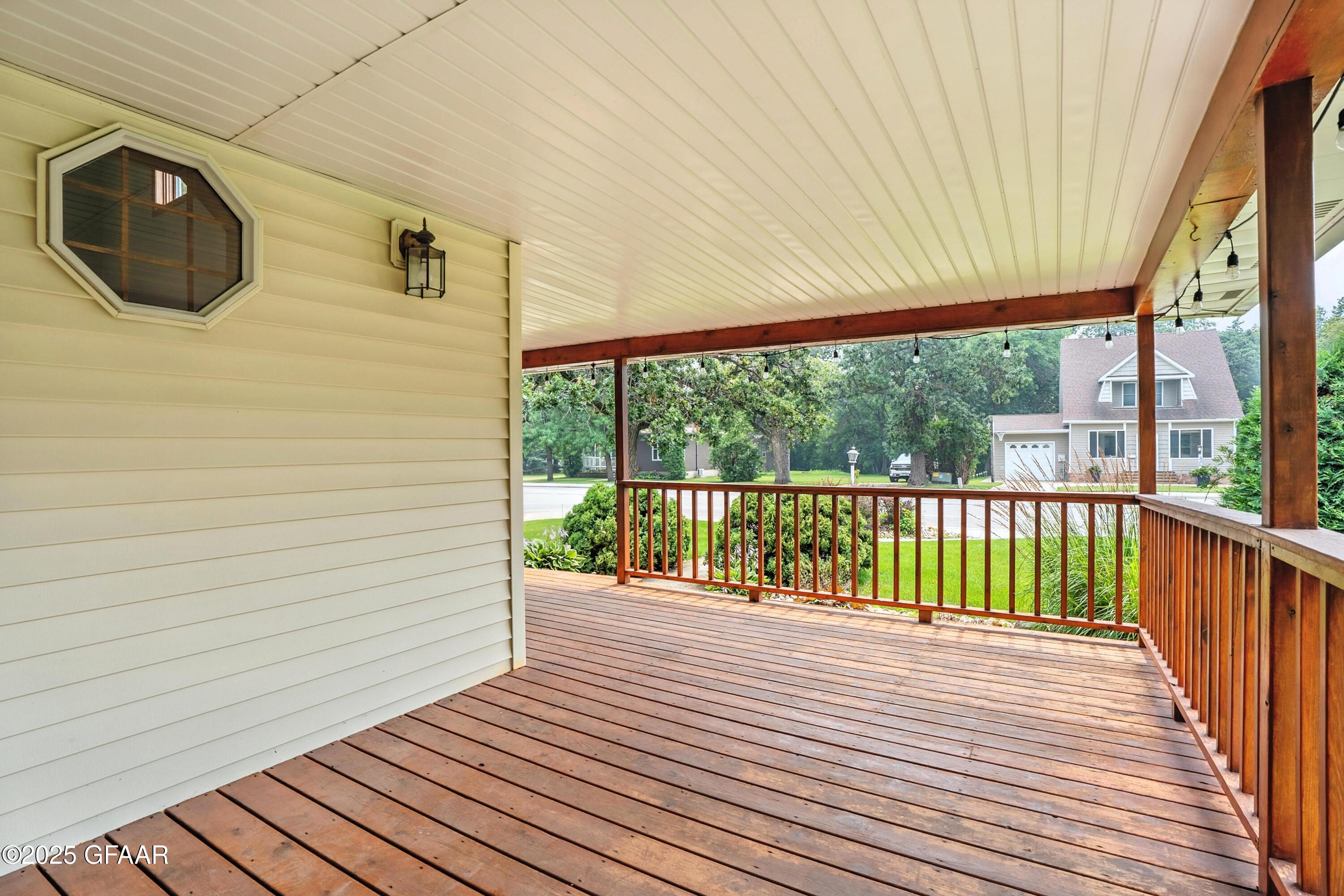 property viewer photo 40