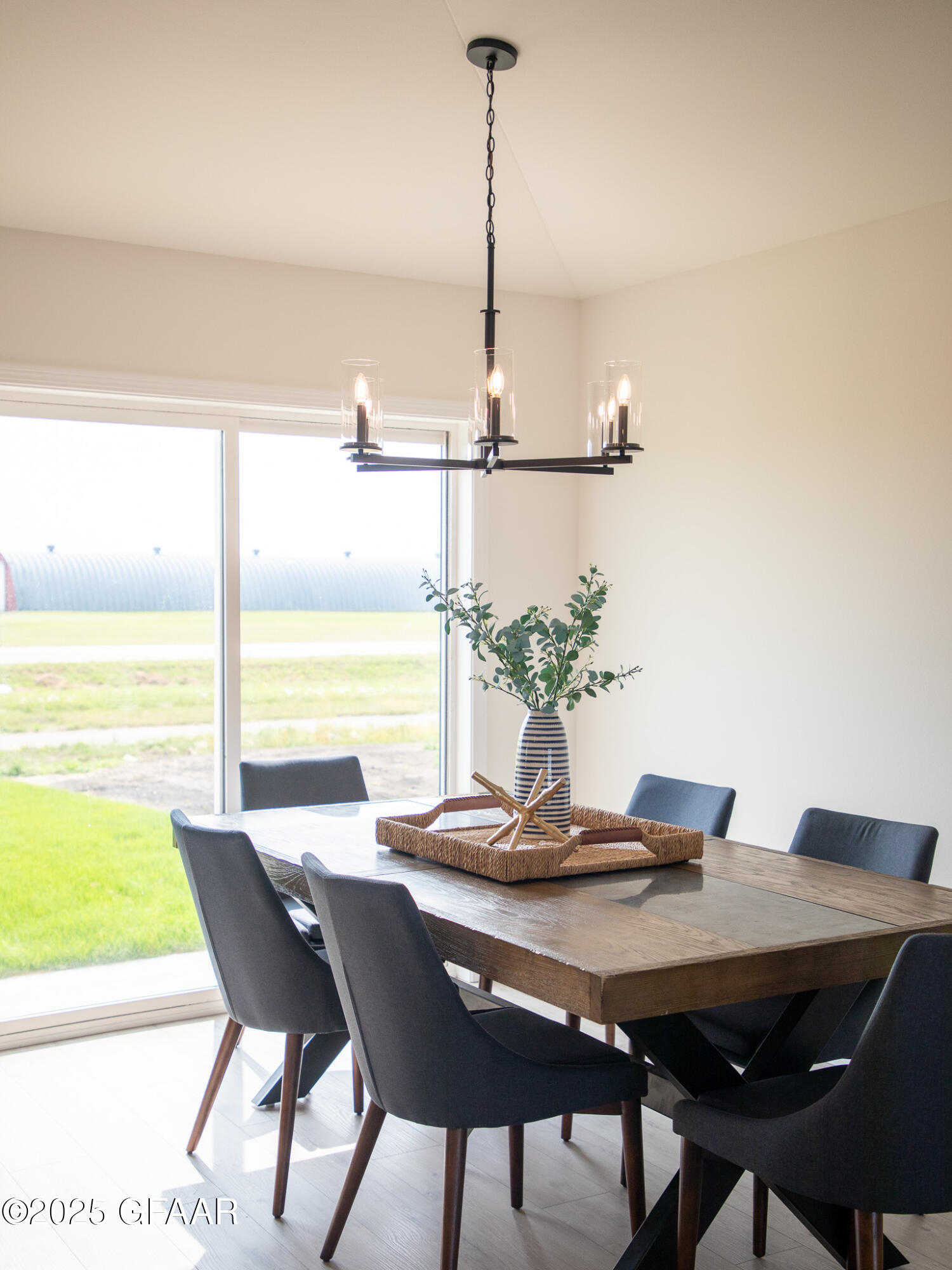 property viewer photo 4