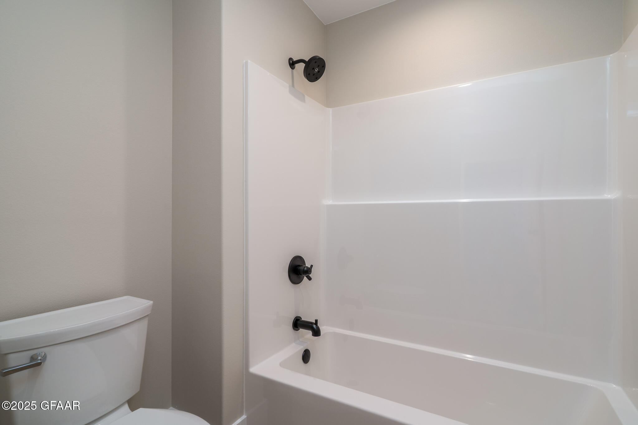 property viewer photo 31