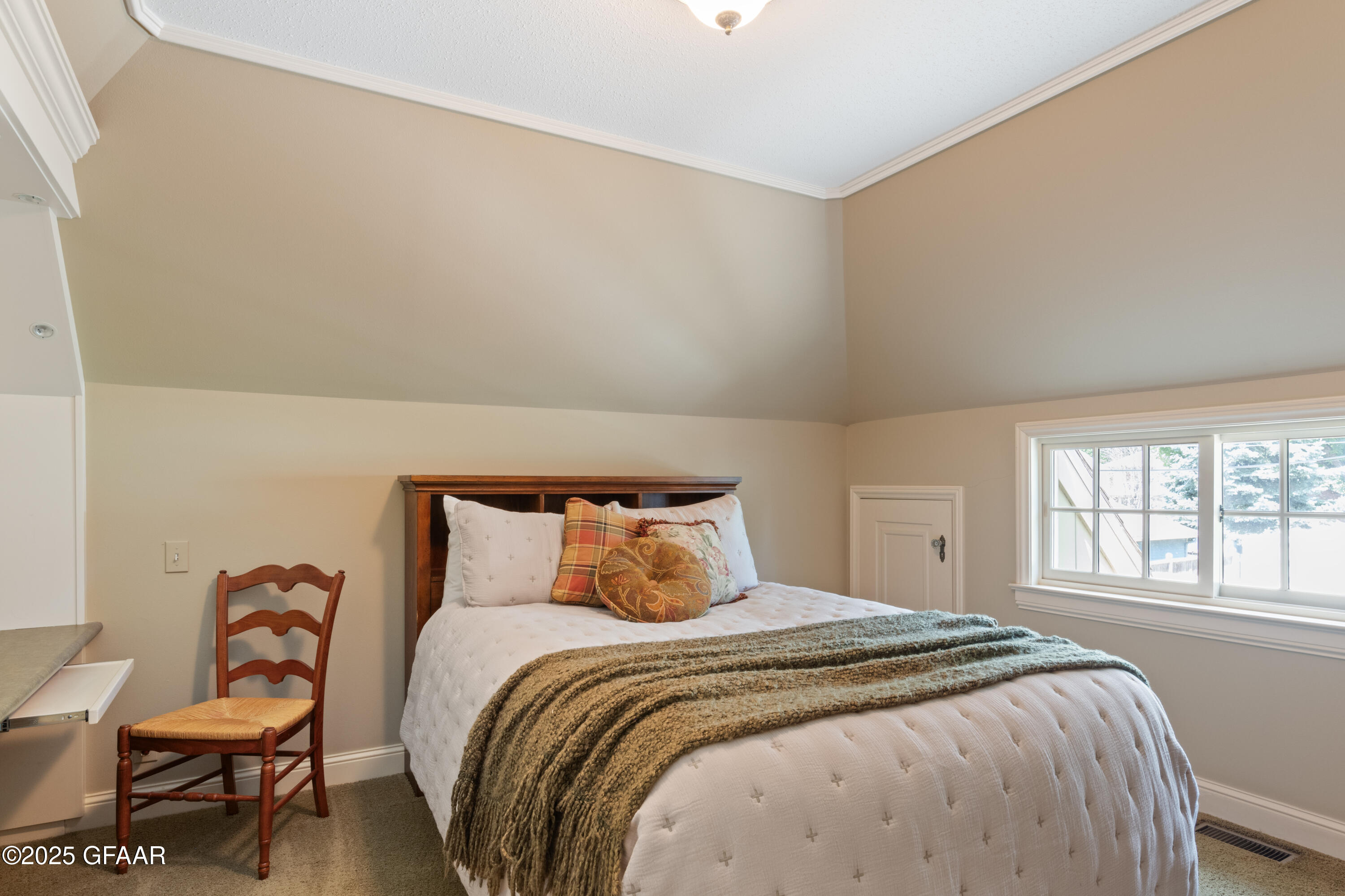 property viewer photo 17