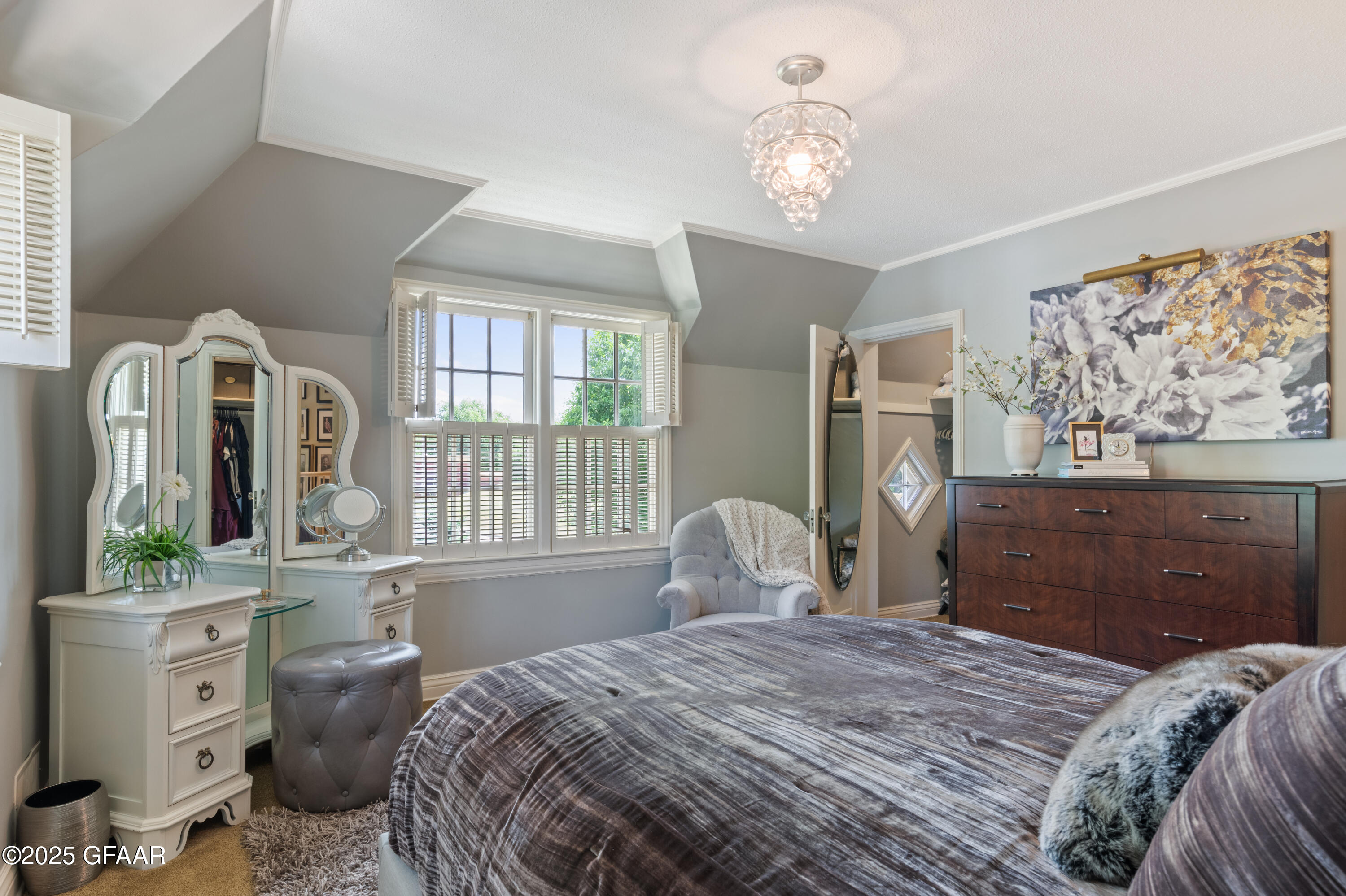 property viewer photo 25