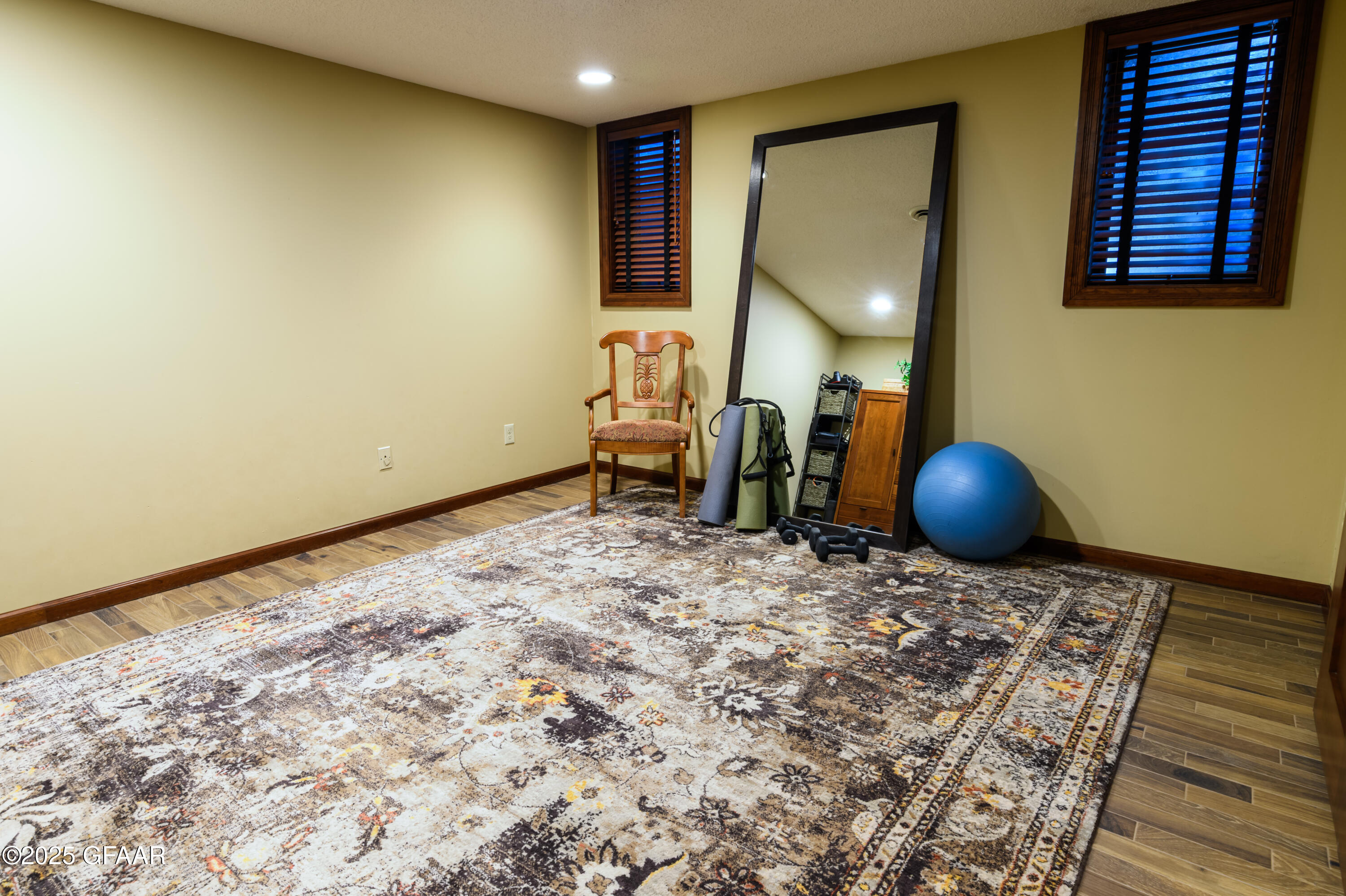property viewer photo 37