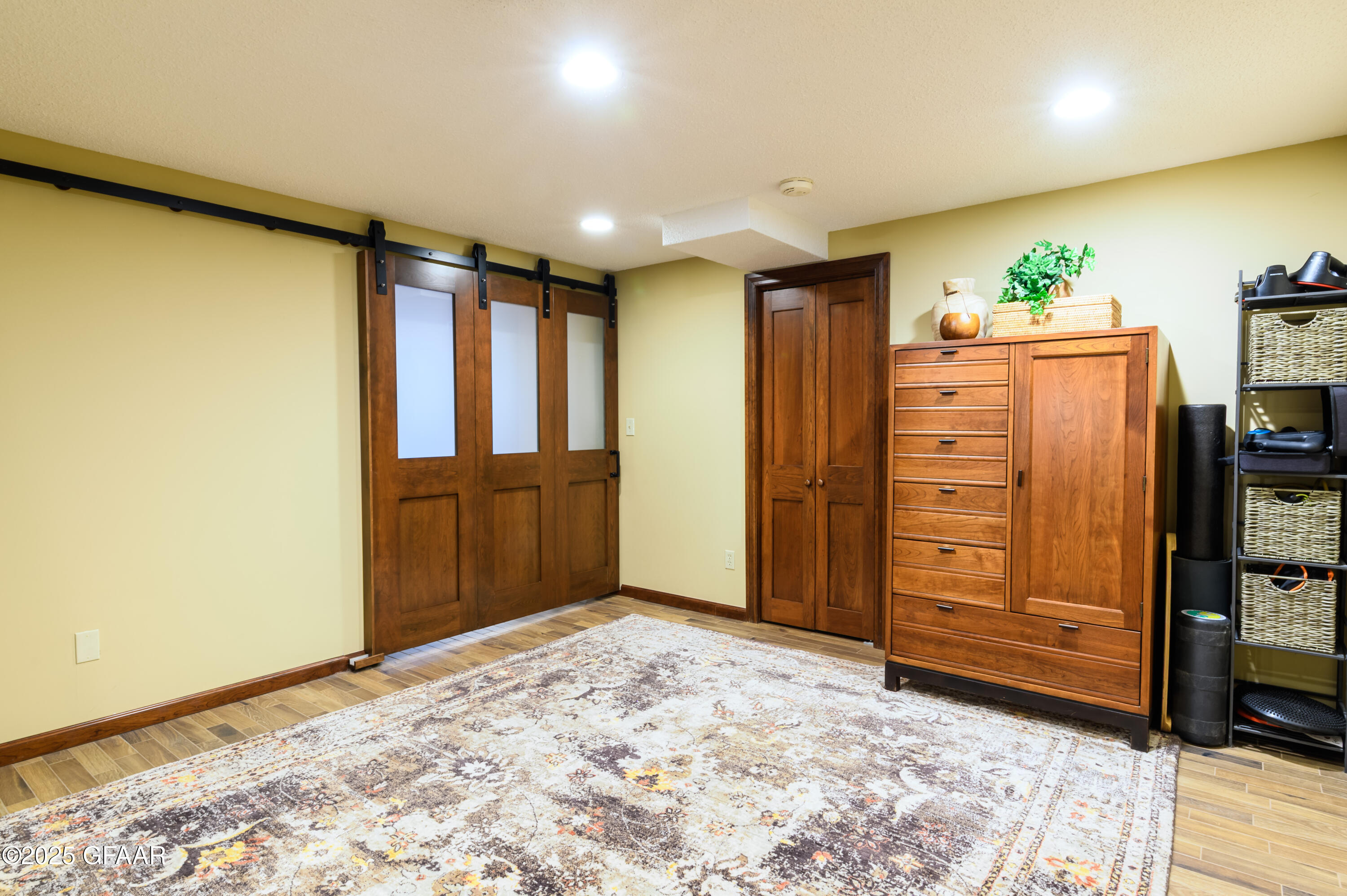 property viewer photo 38
