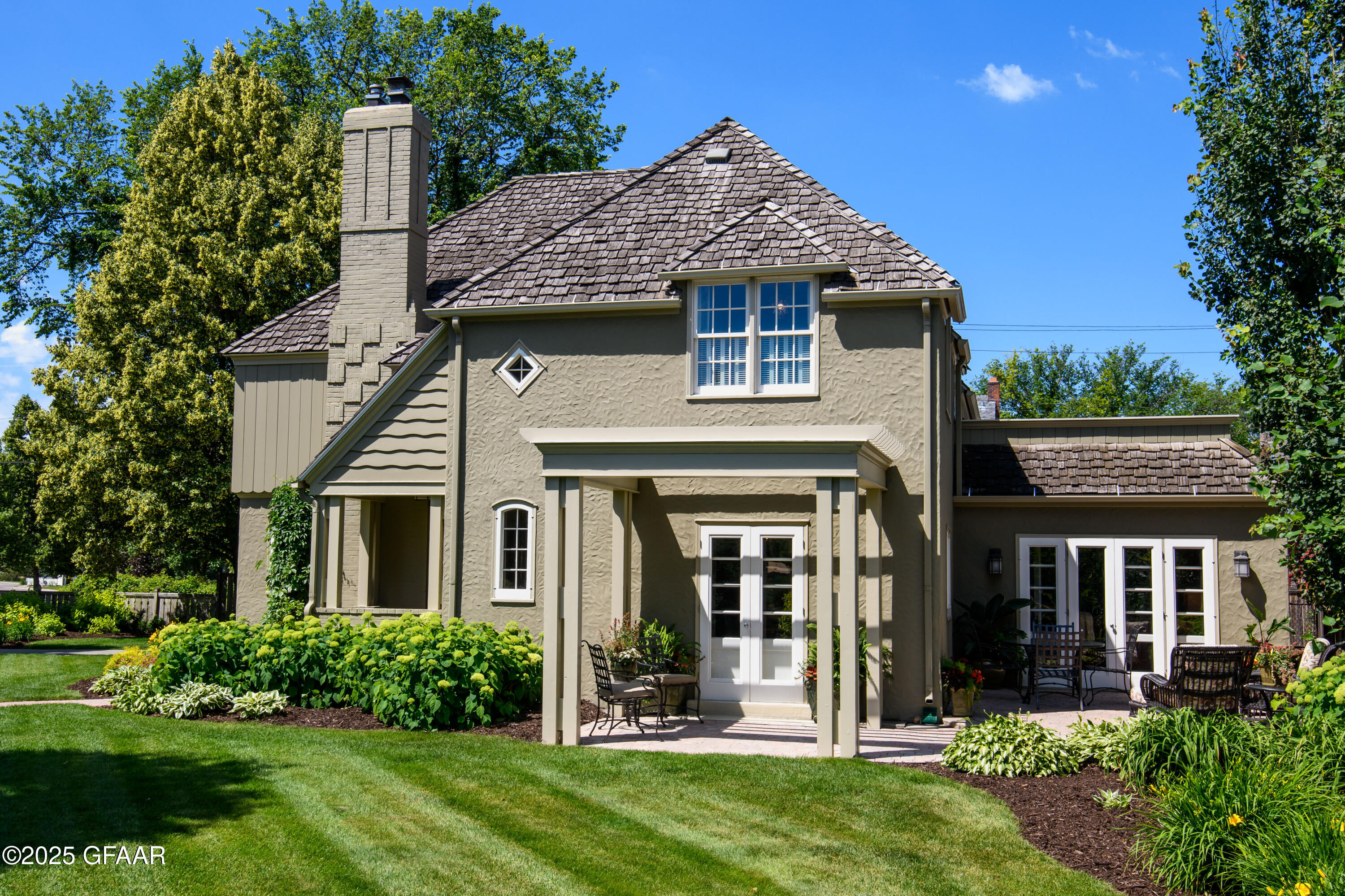 property viewer photo 51
