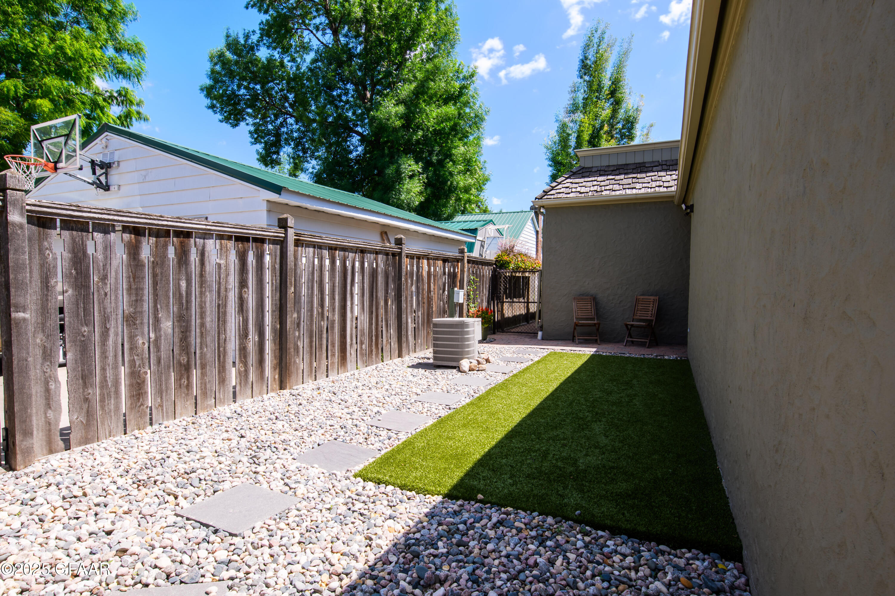 property viewer photo 55