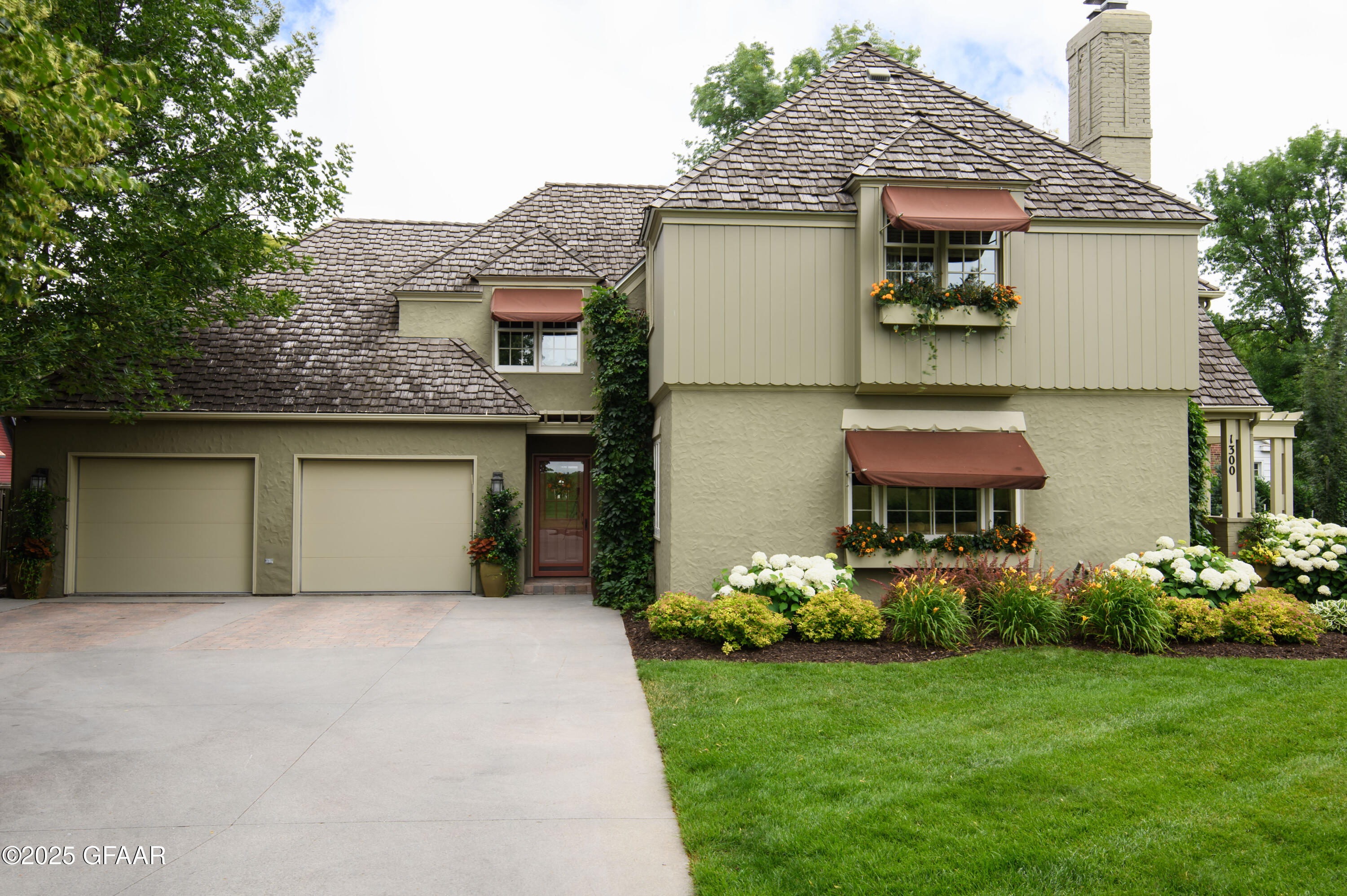 property viewer photo 62