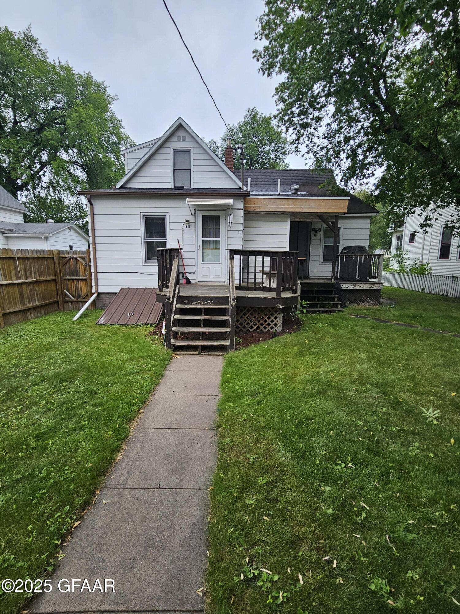 property viewer photo 2