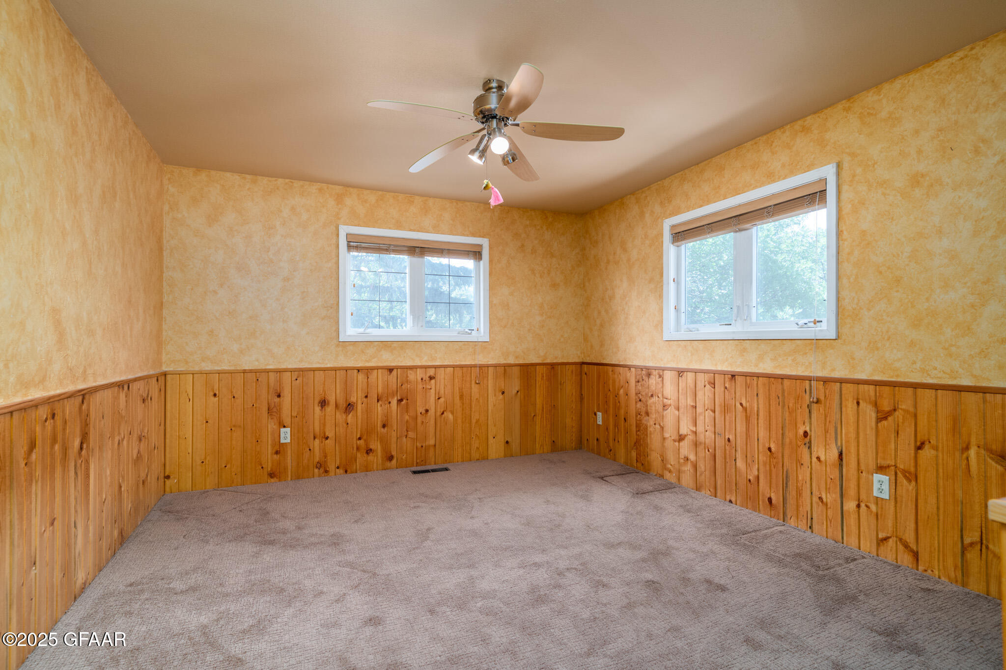 property viewer photo 11