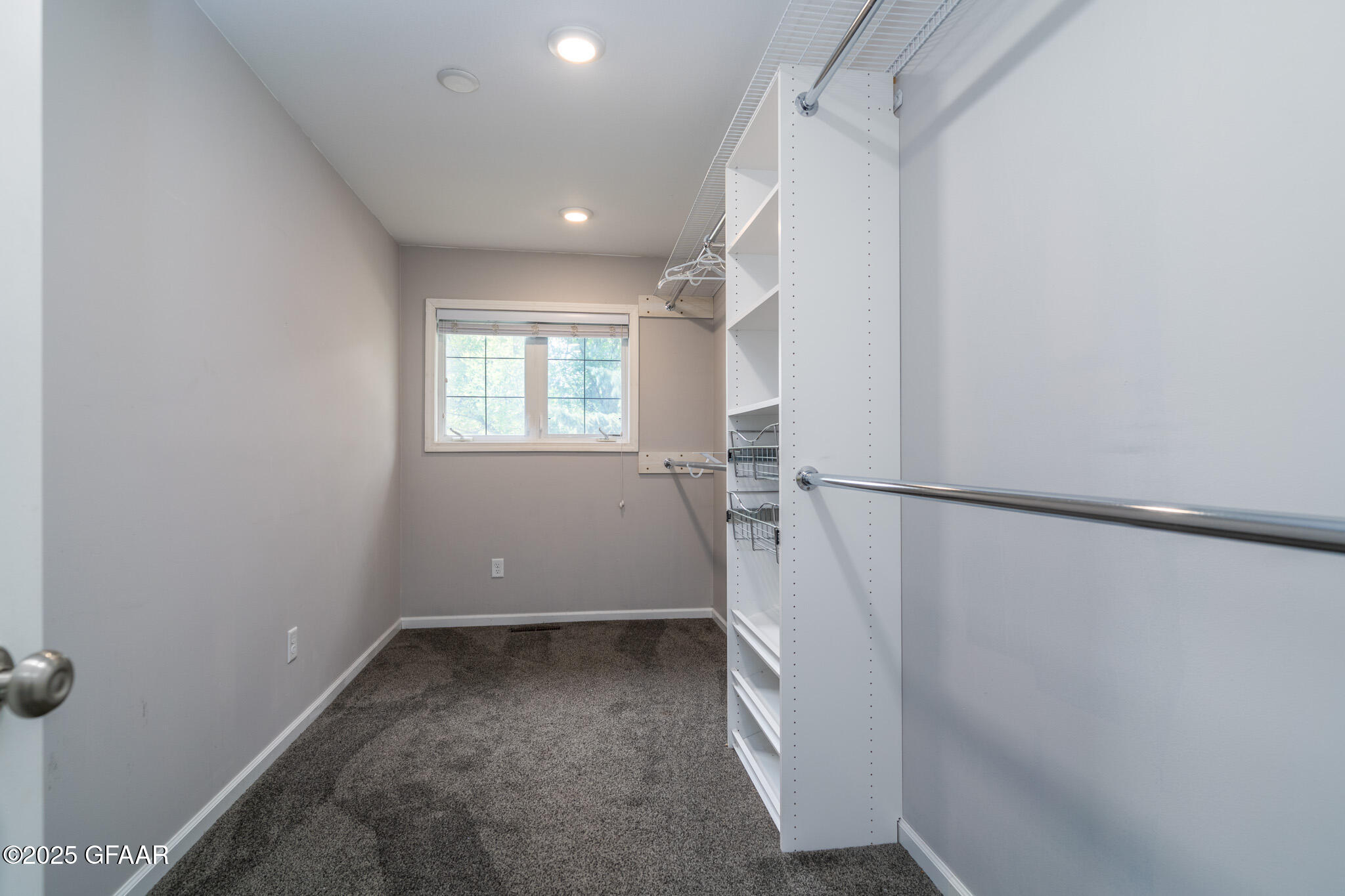 property viewer photo 13