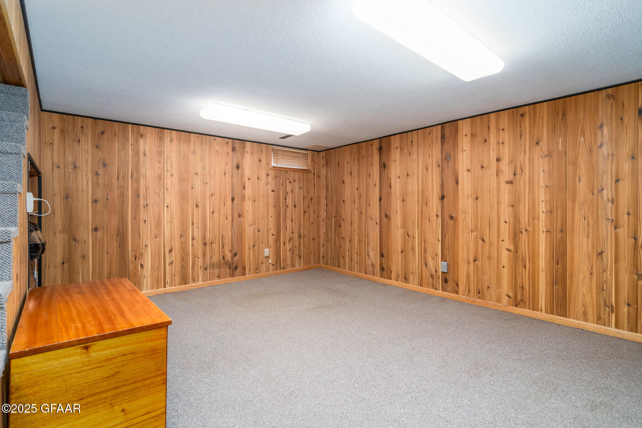 property viewer photo 19