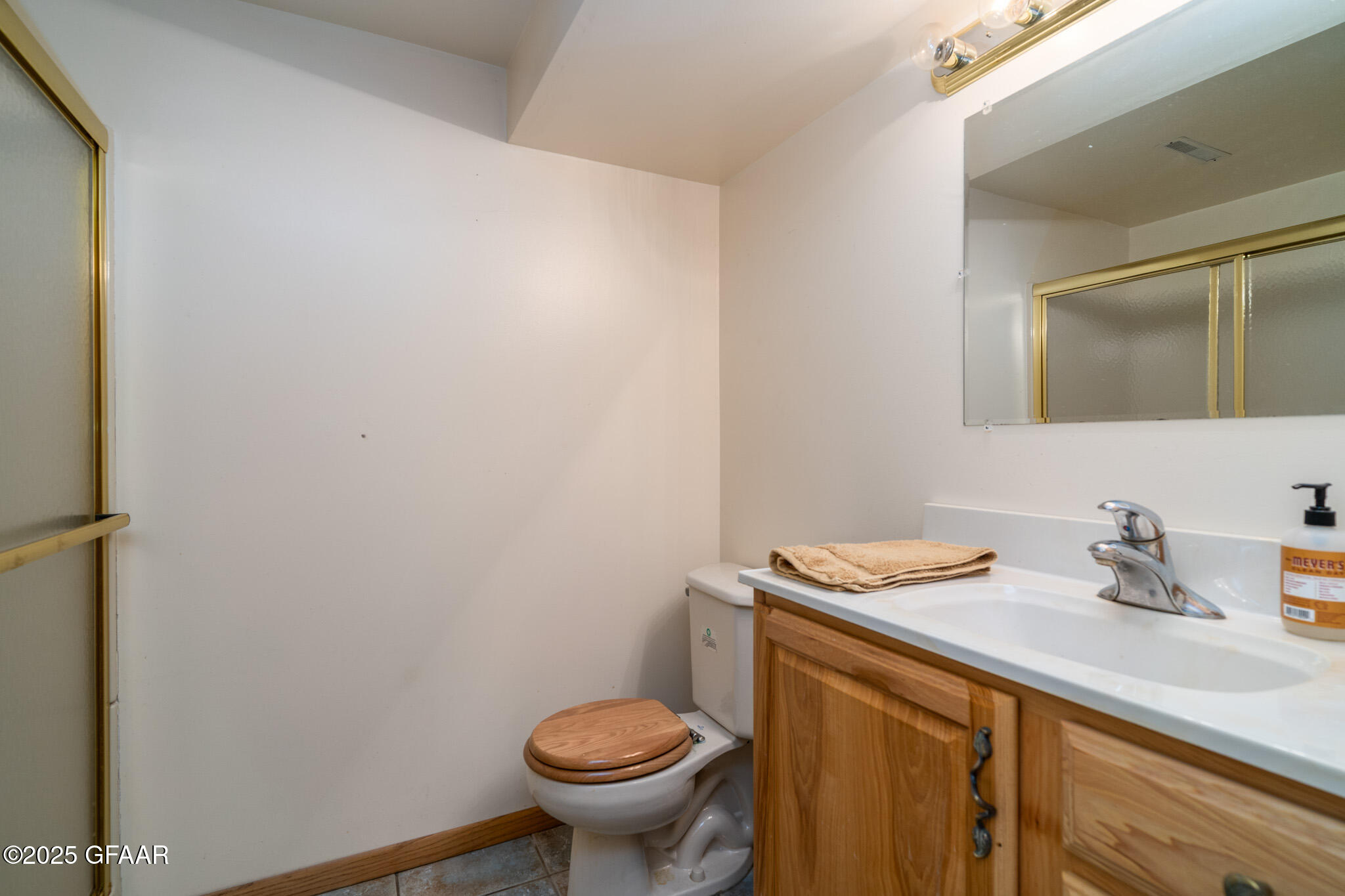 property viewer photo 25