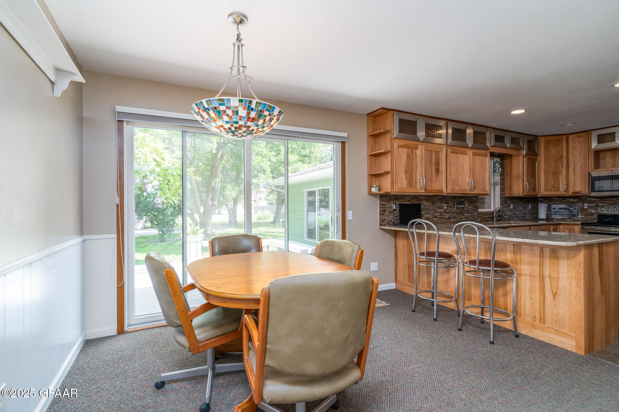 property viewer photo 4
