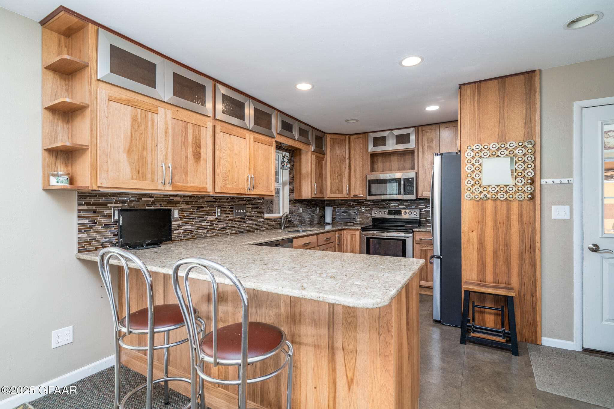 property viewer photo 5
