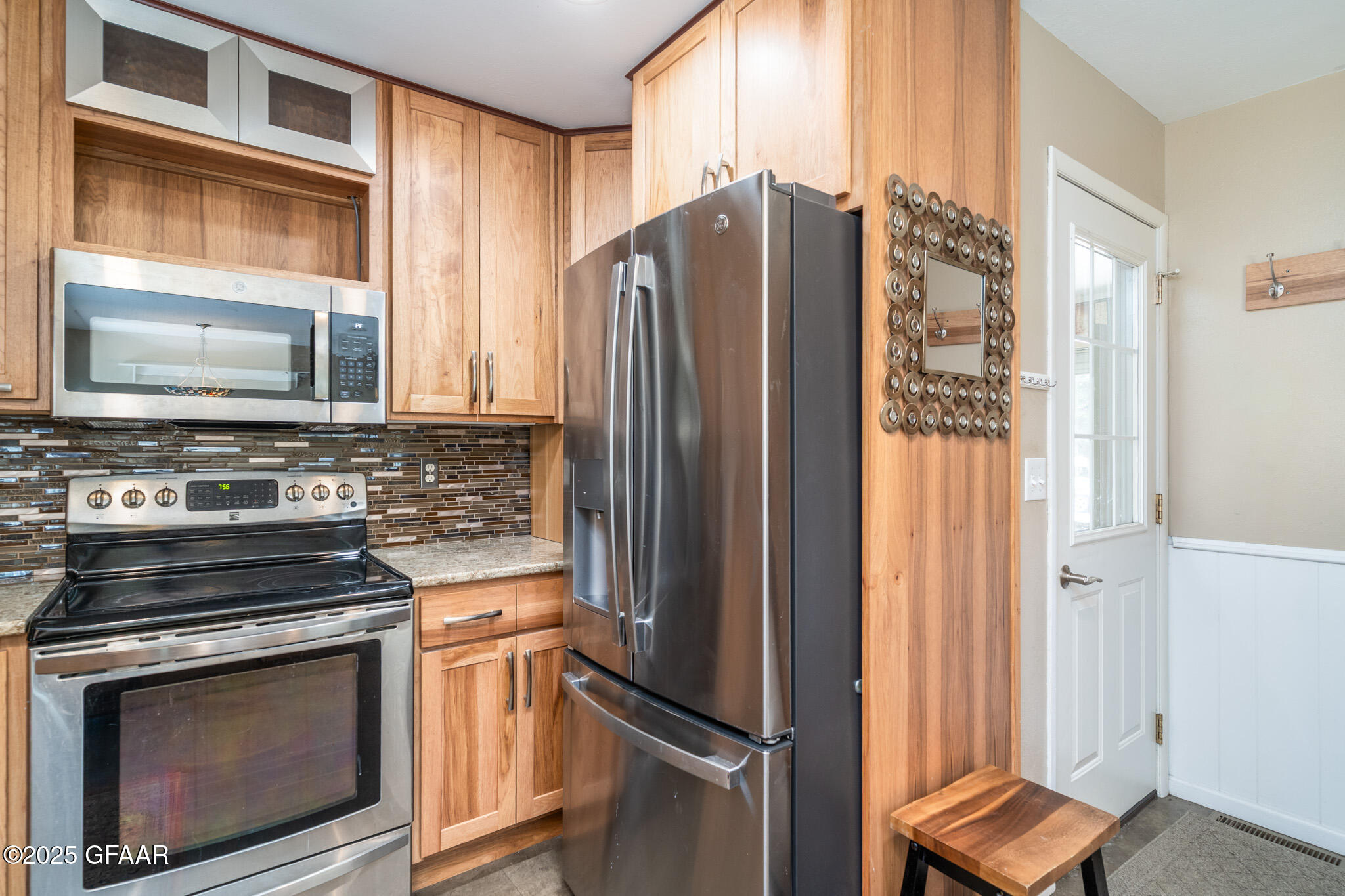 property viewer photo 7