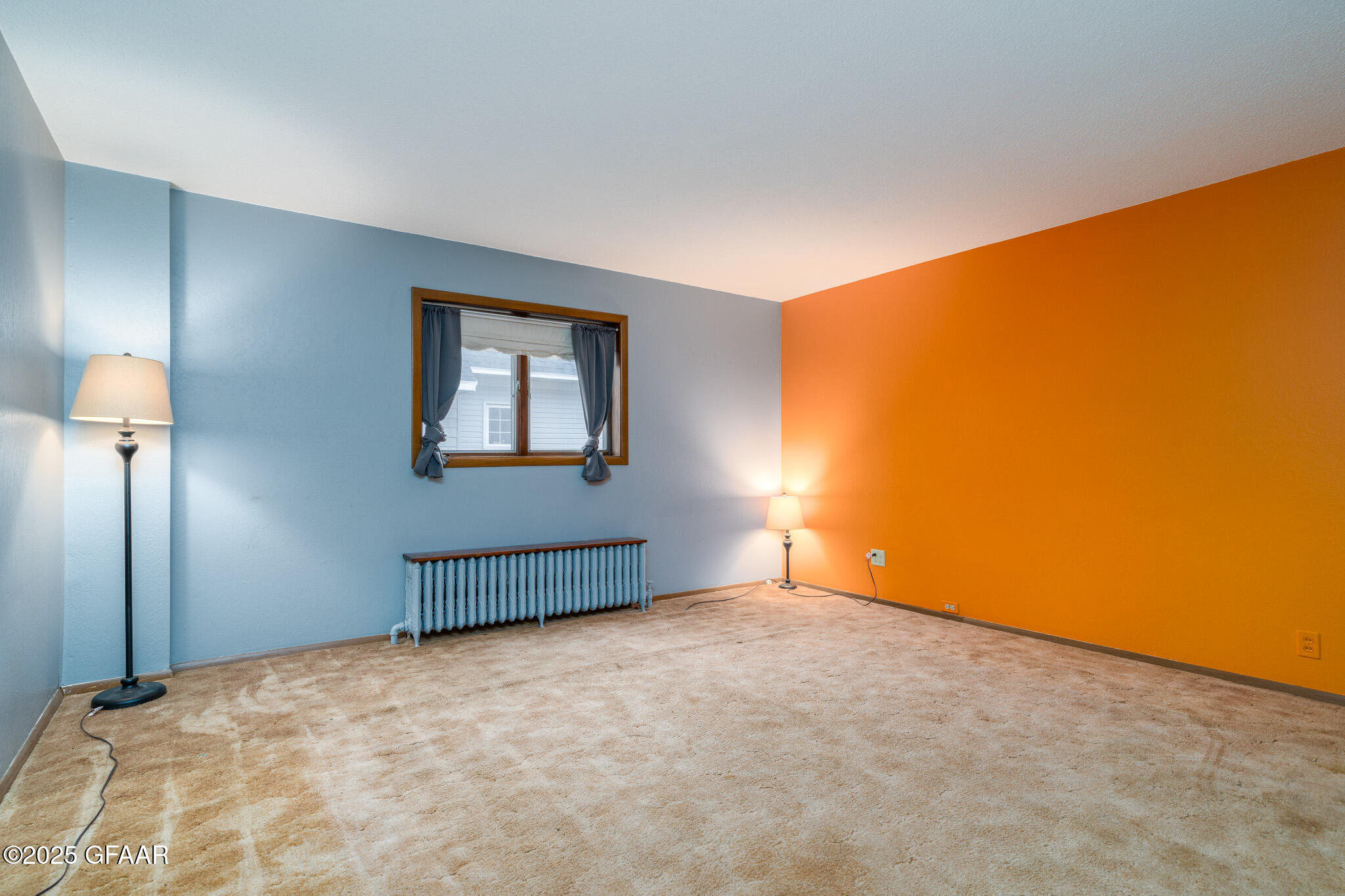 property viewer photo 7