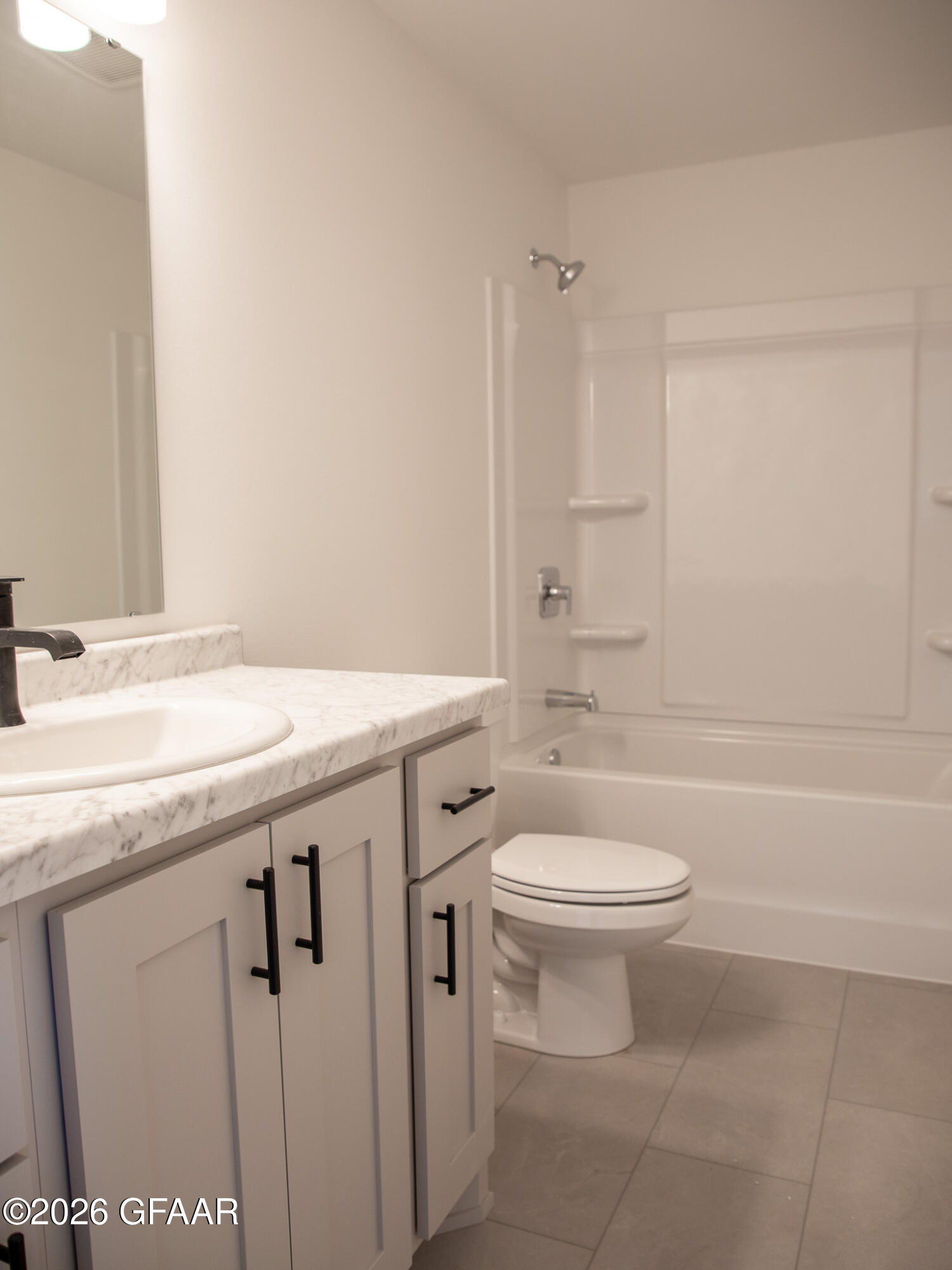 property viewer photo 25