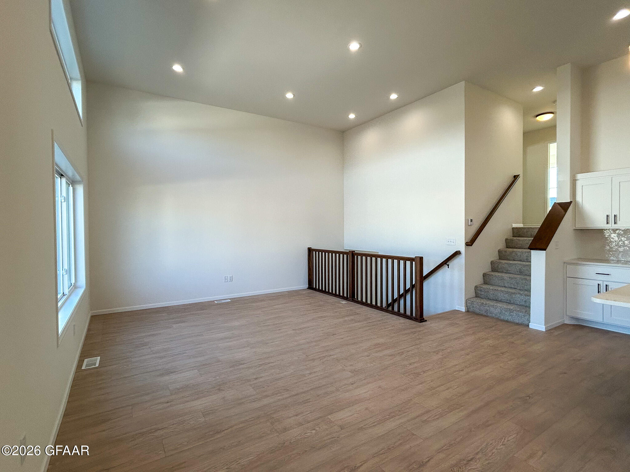 property viewer photo 34