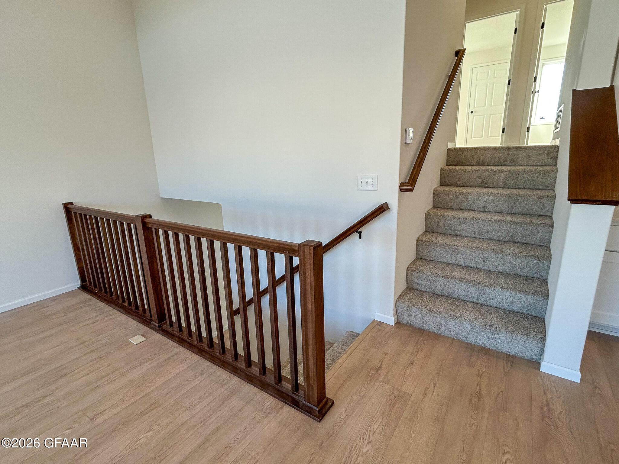 property viewer photo 37
