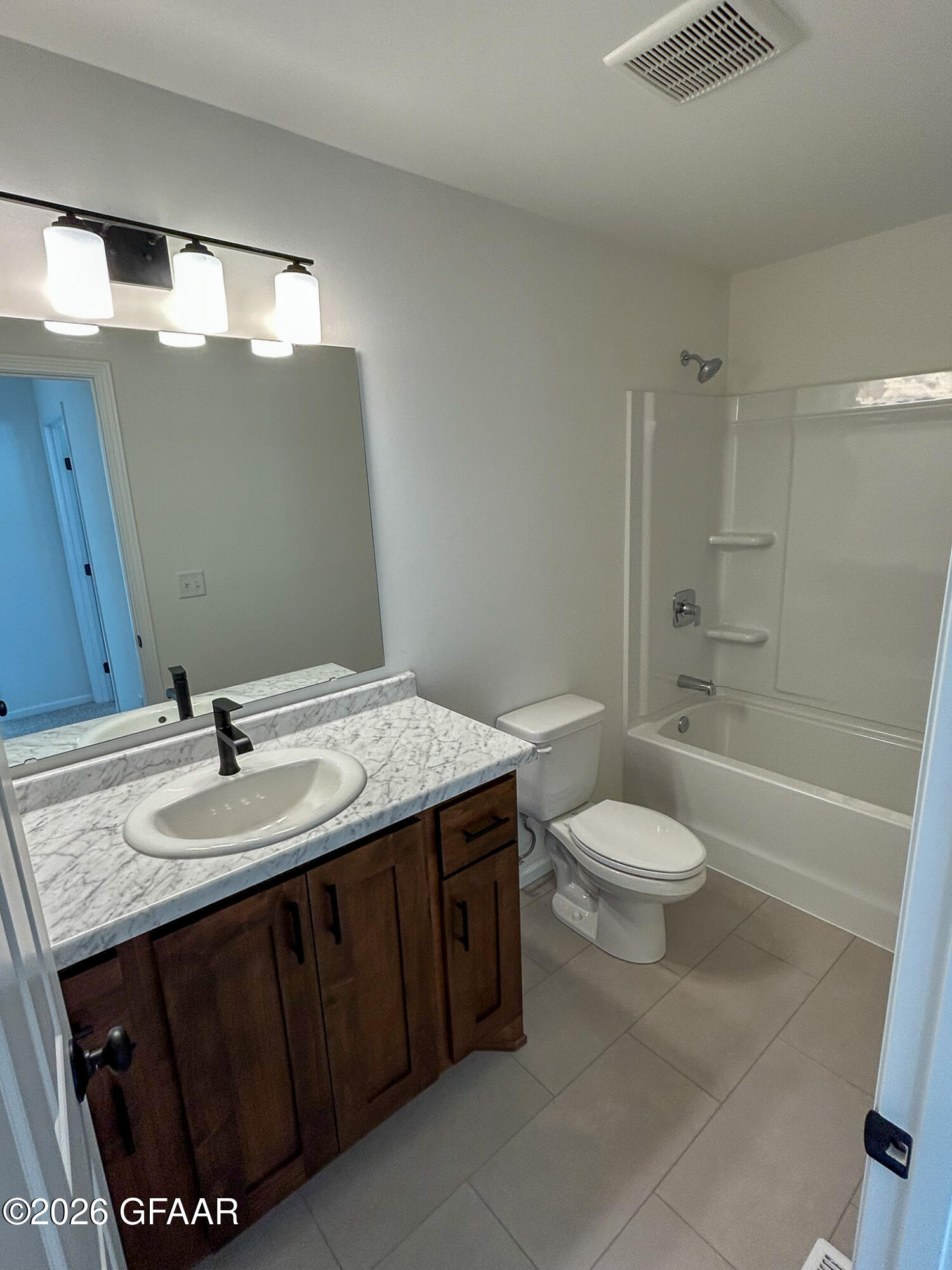 property viewer photo 42