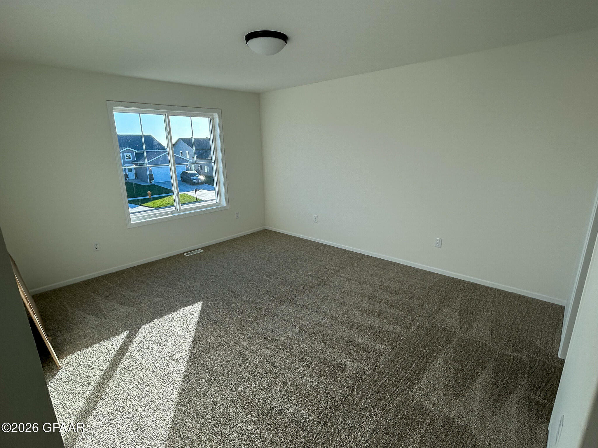property viewer photo 46