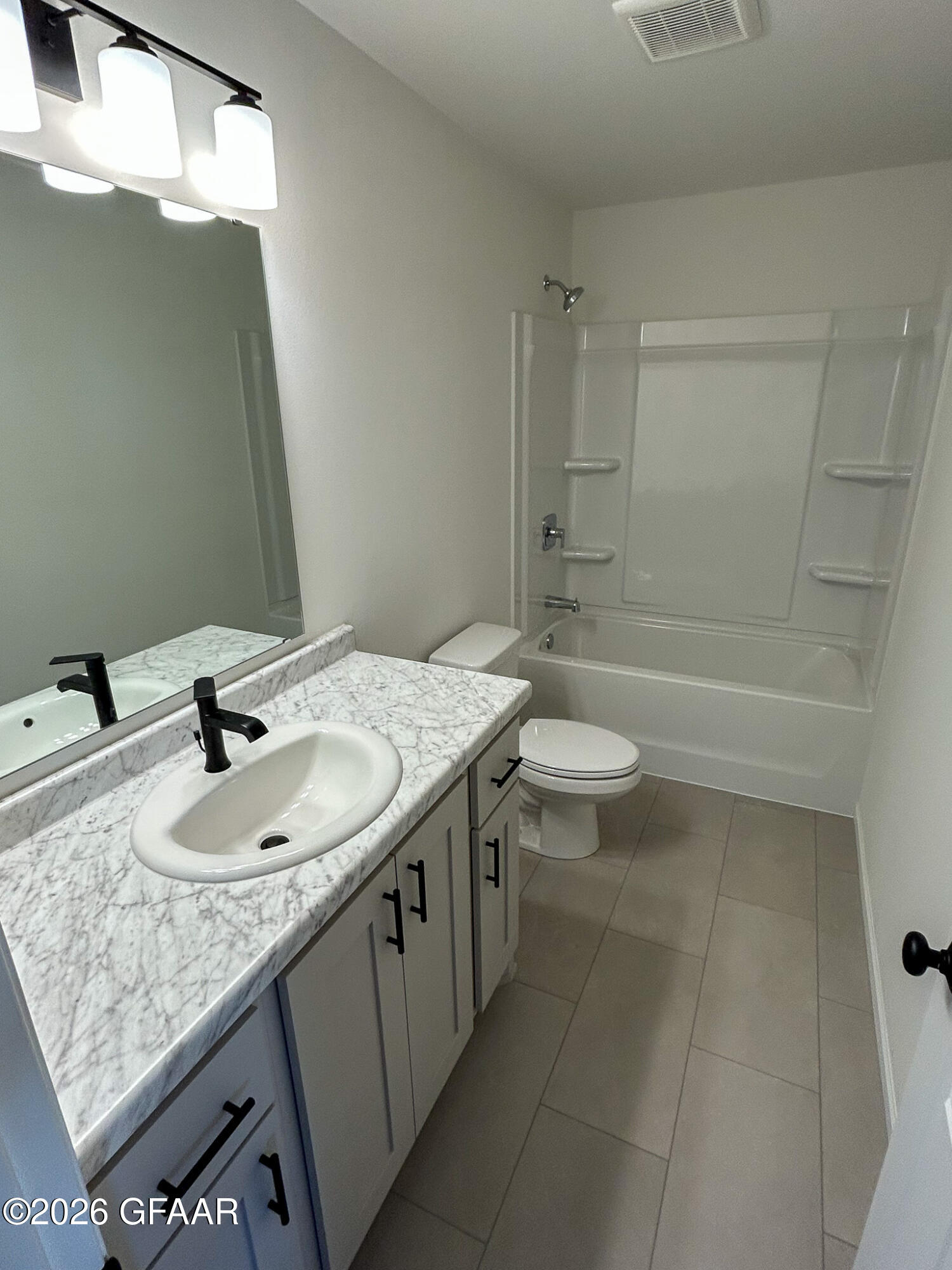 property viewer photo 50