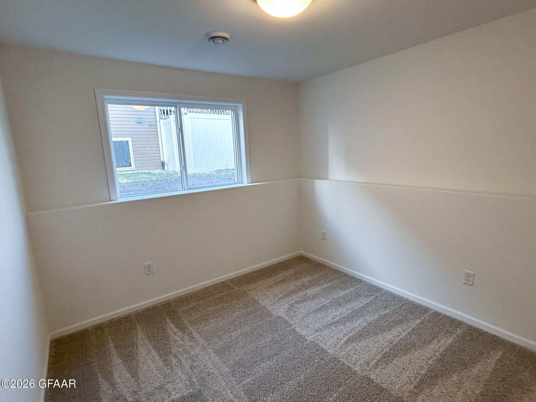 property viewer photo 51