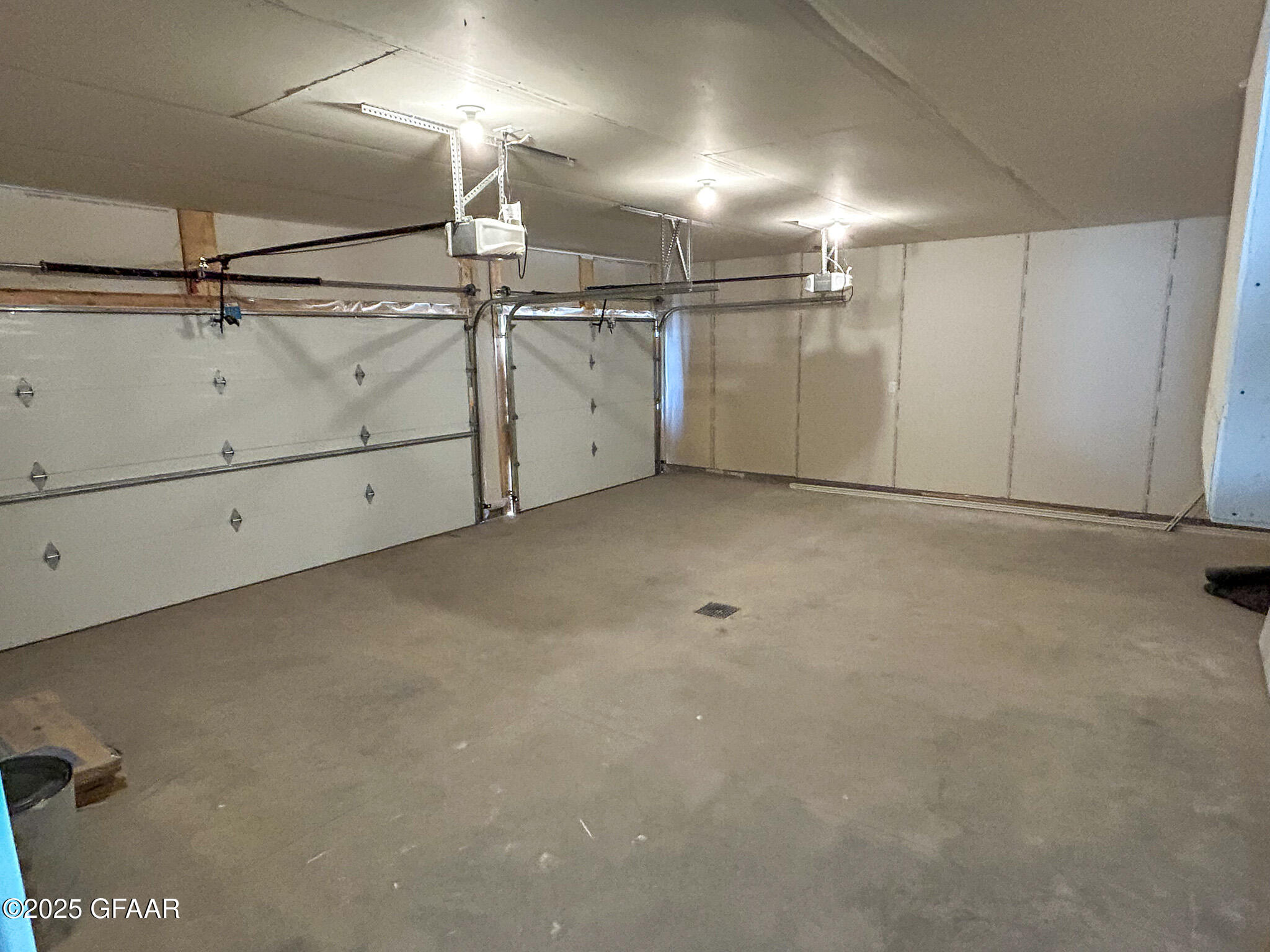 property viewer photo 52