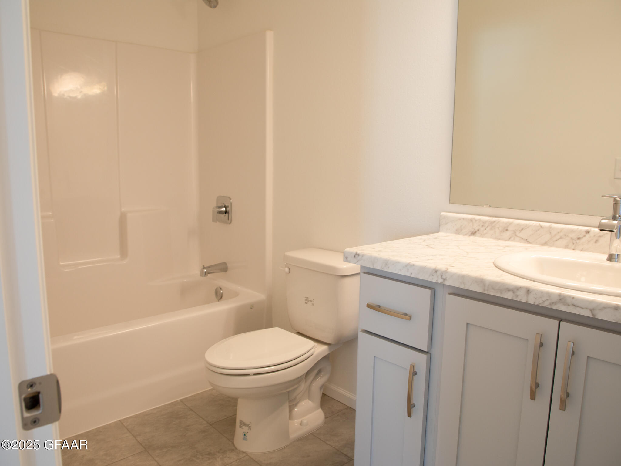 property viewer photo 14