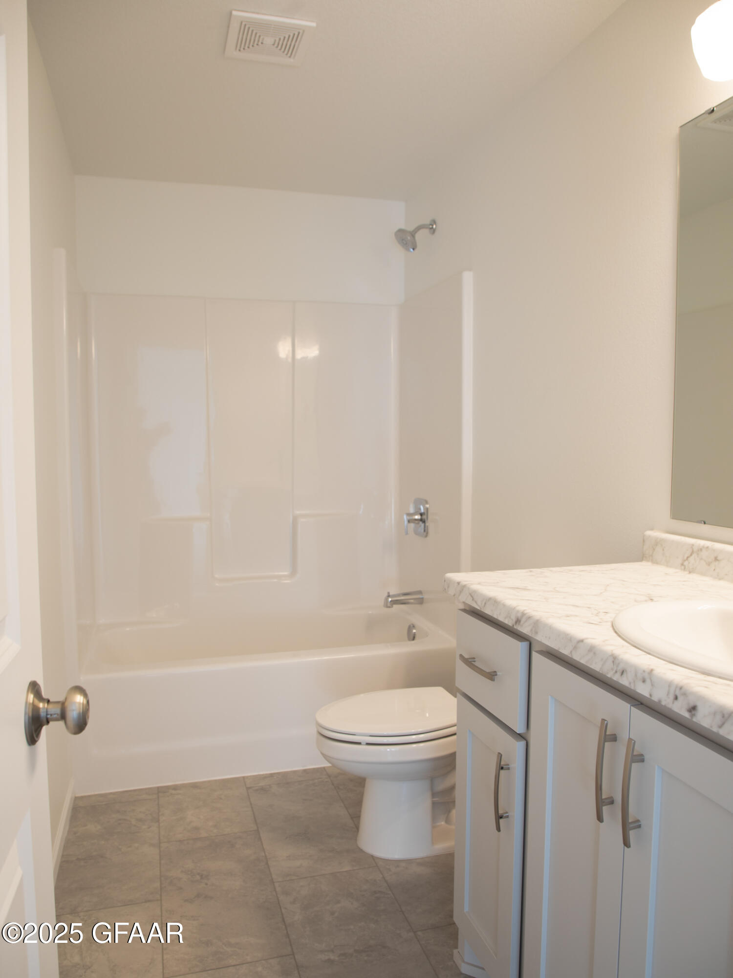 property viewer photo 30
