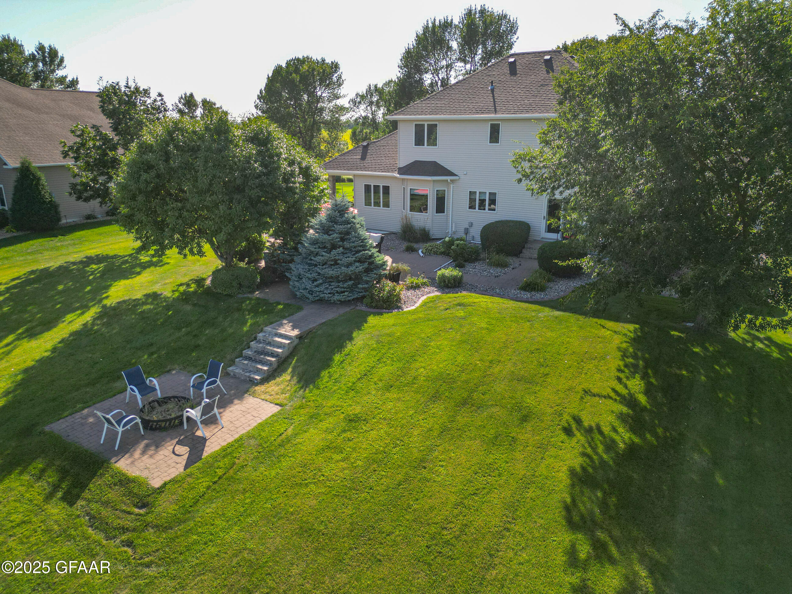 main property photo 59