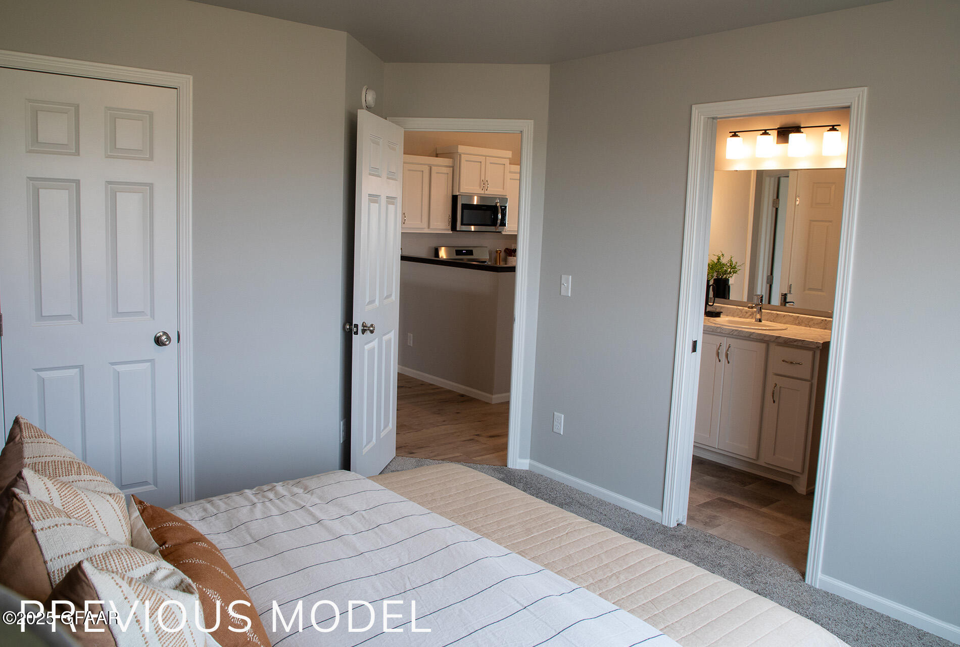 property viewer photo 9