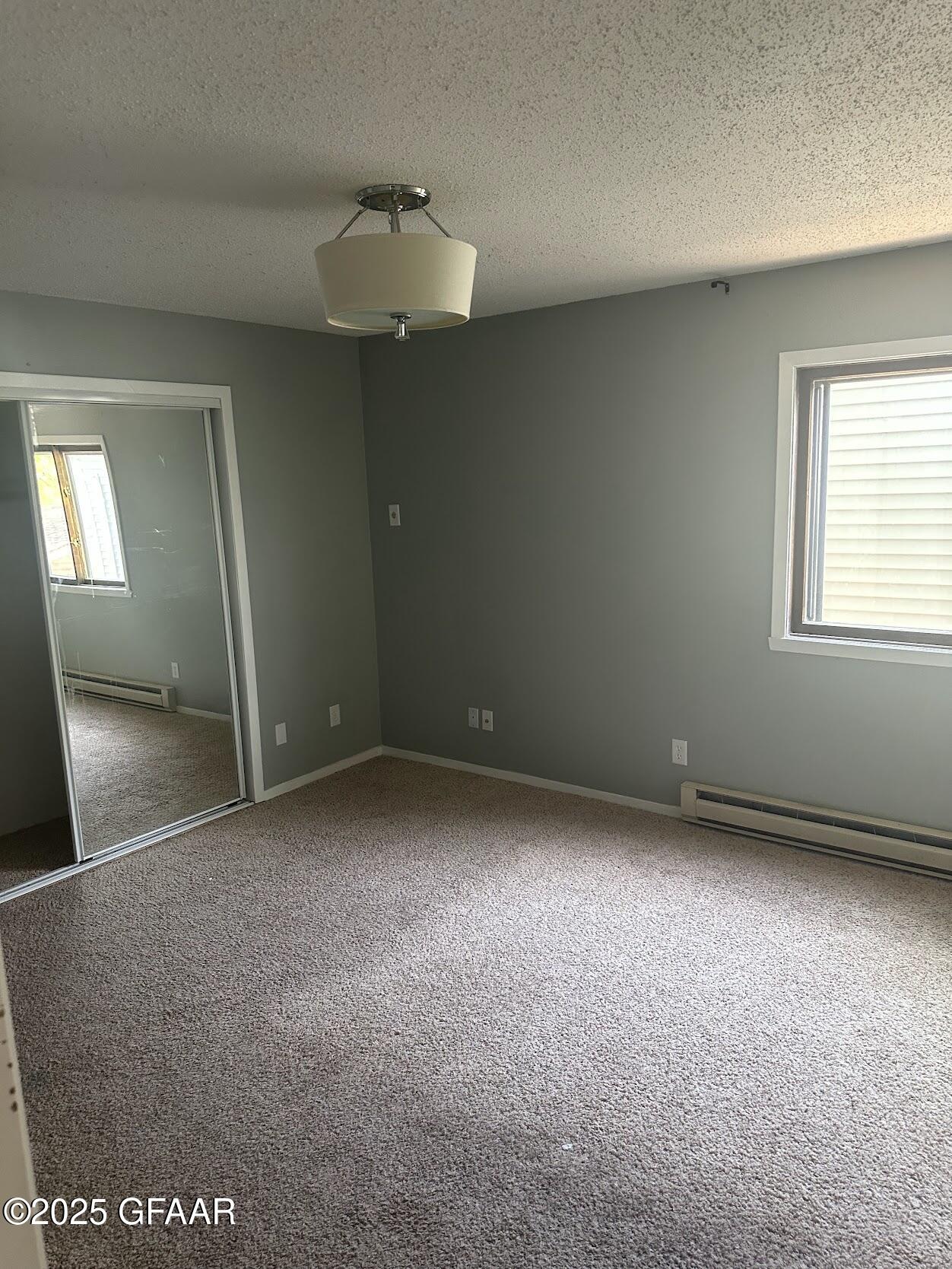 property viewer photo 3
