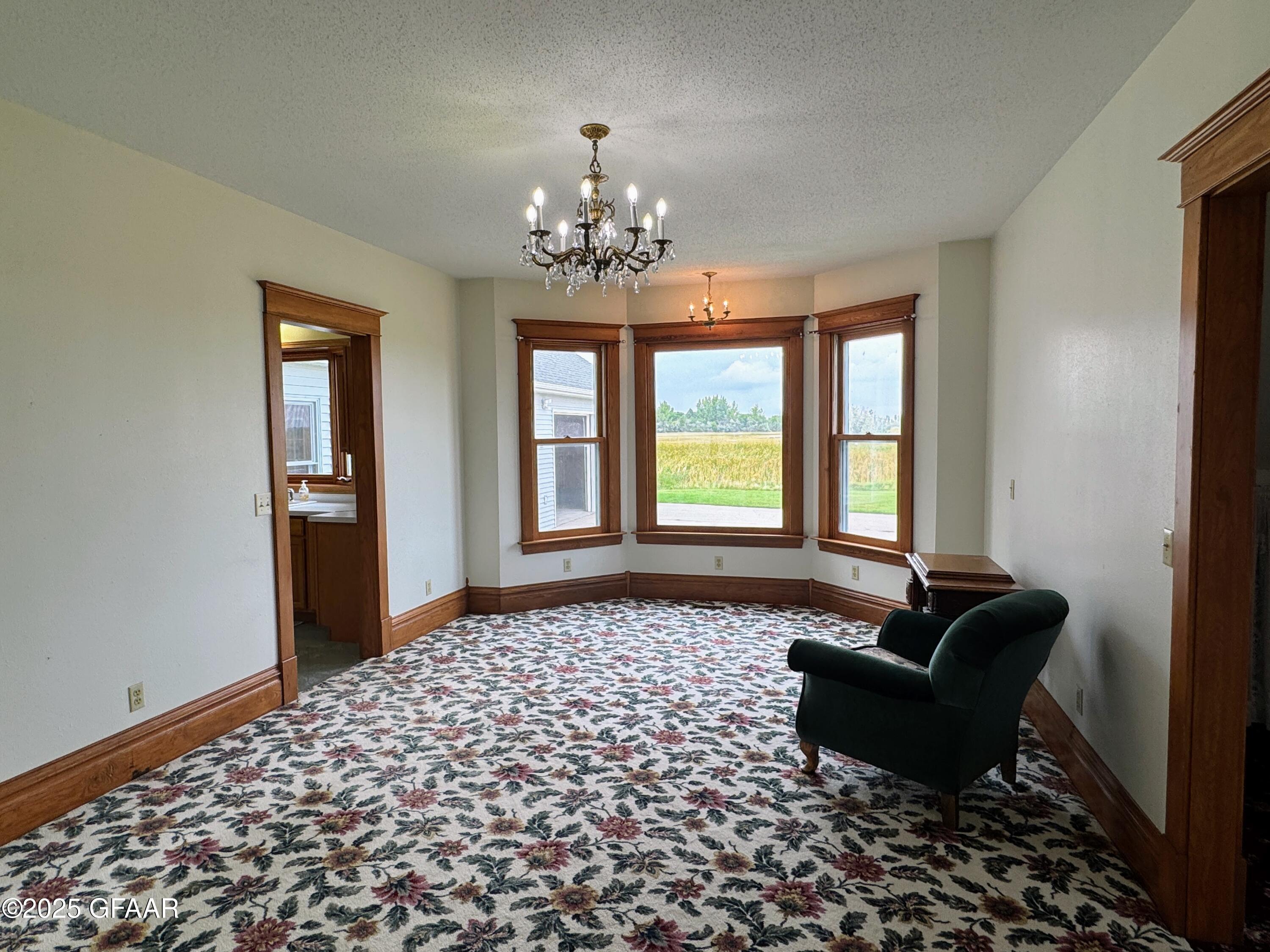property viewer photo 16